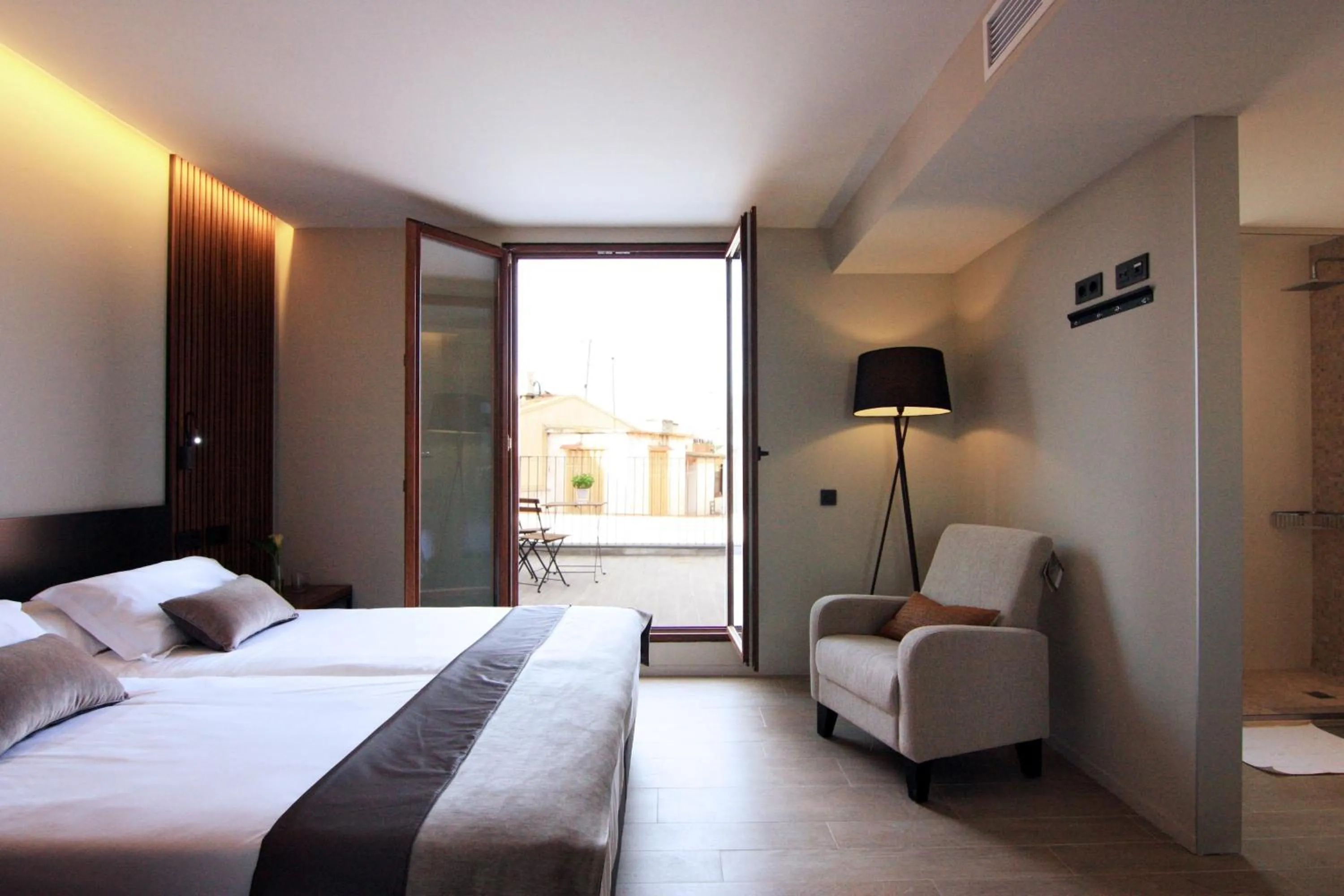 Bed in Hotel Raval de la Mar