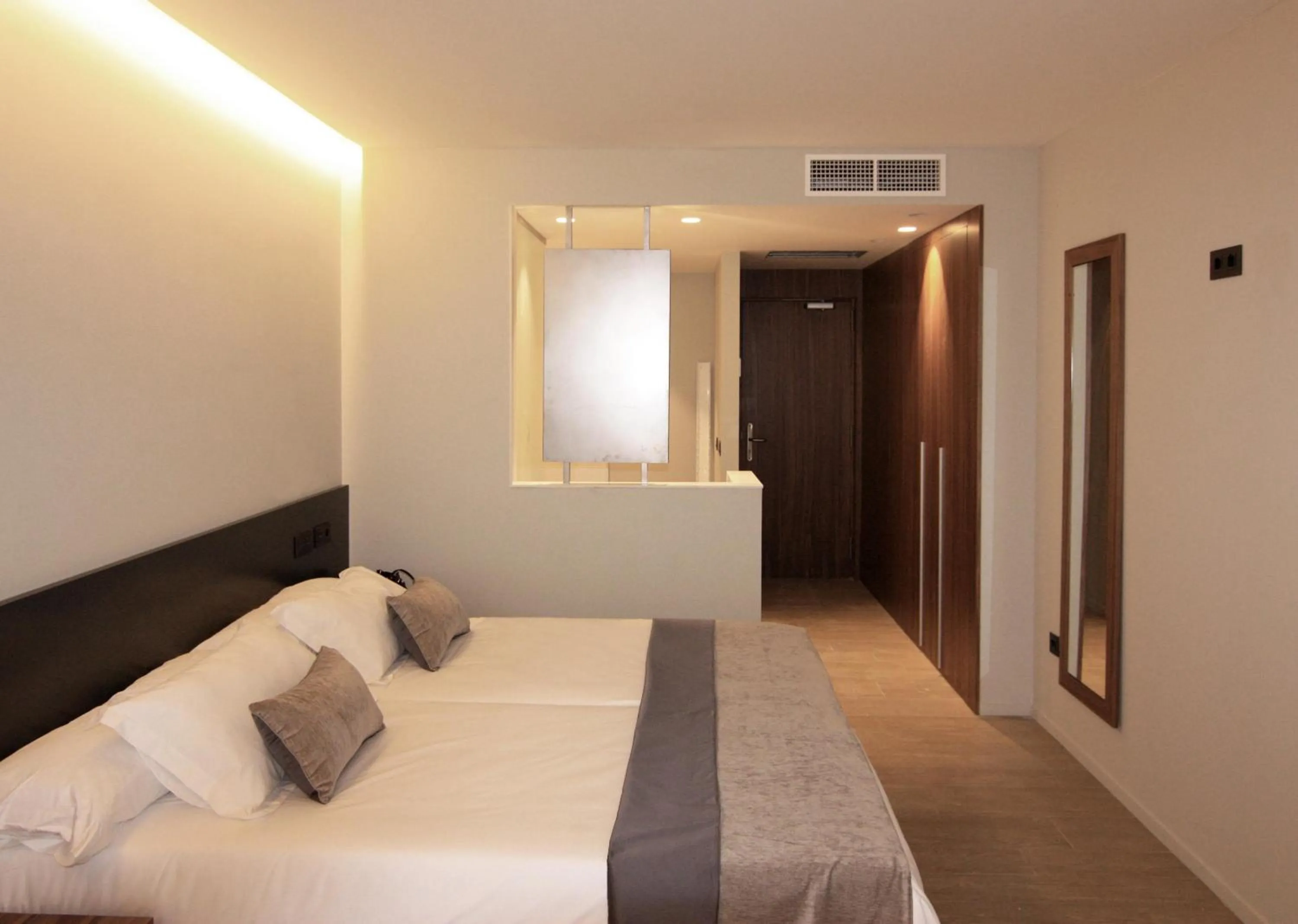 Bed in Hotel Raval de la Mar