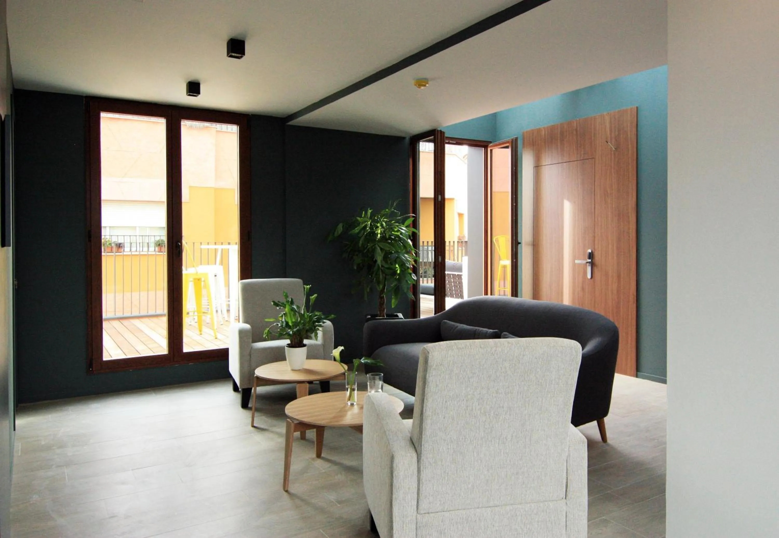 Lounge or bar in Hotel Raval de la Mar