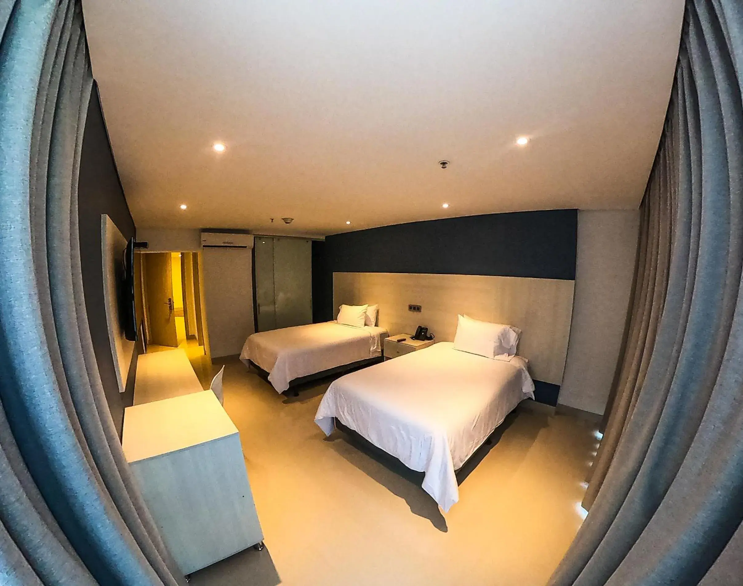 Standard Twin Room - single occupancy in HOTEL MANZUR Standard Twin Room - single occupancy in HOTEL MANZUR