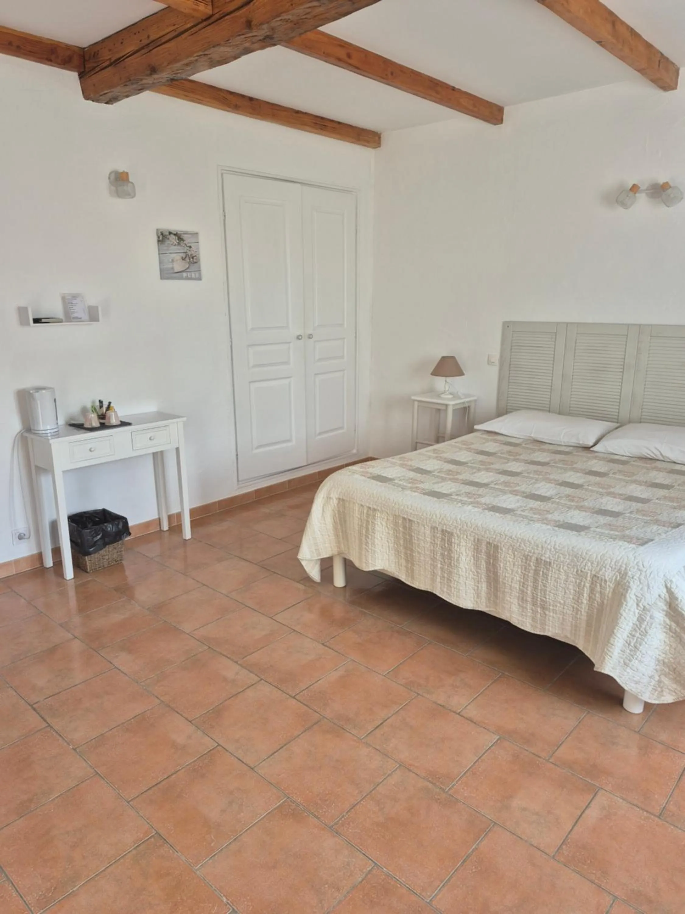 Bed in Mas Clement - Chambre et table d'hôtes