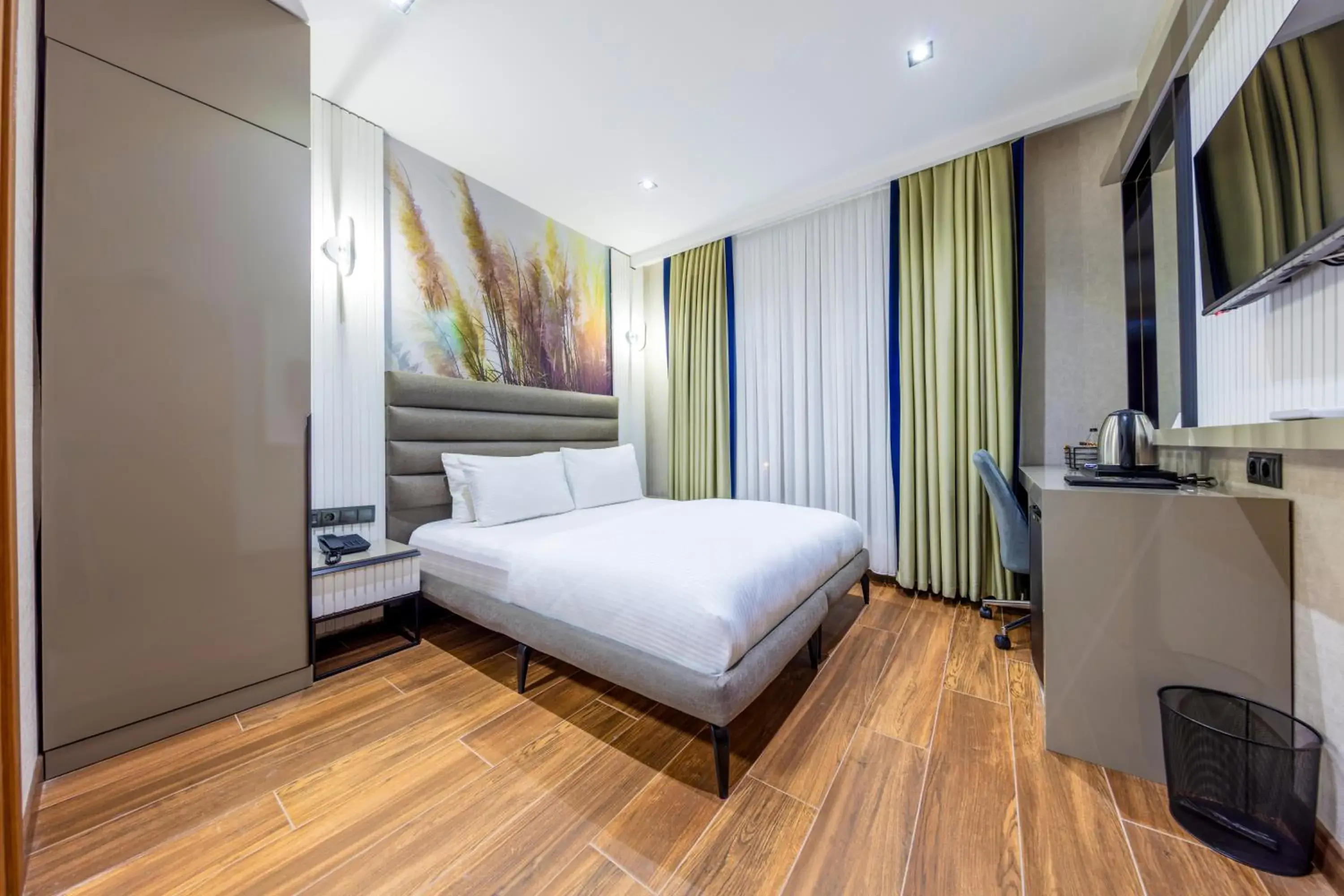 Standard Single Room in Dem Premium Hotel - Round Trip Airport Service - Istanbul International Airport Standard Single Room in Dem Premium Hotel - Round Trip Airport Service - Istanbul International Airport