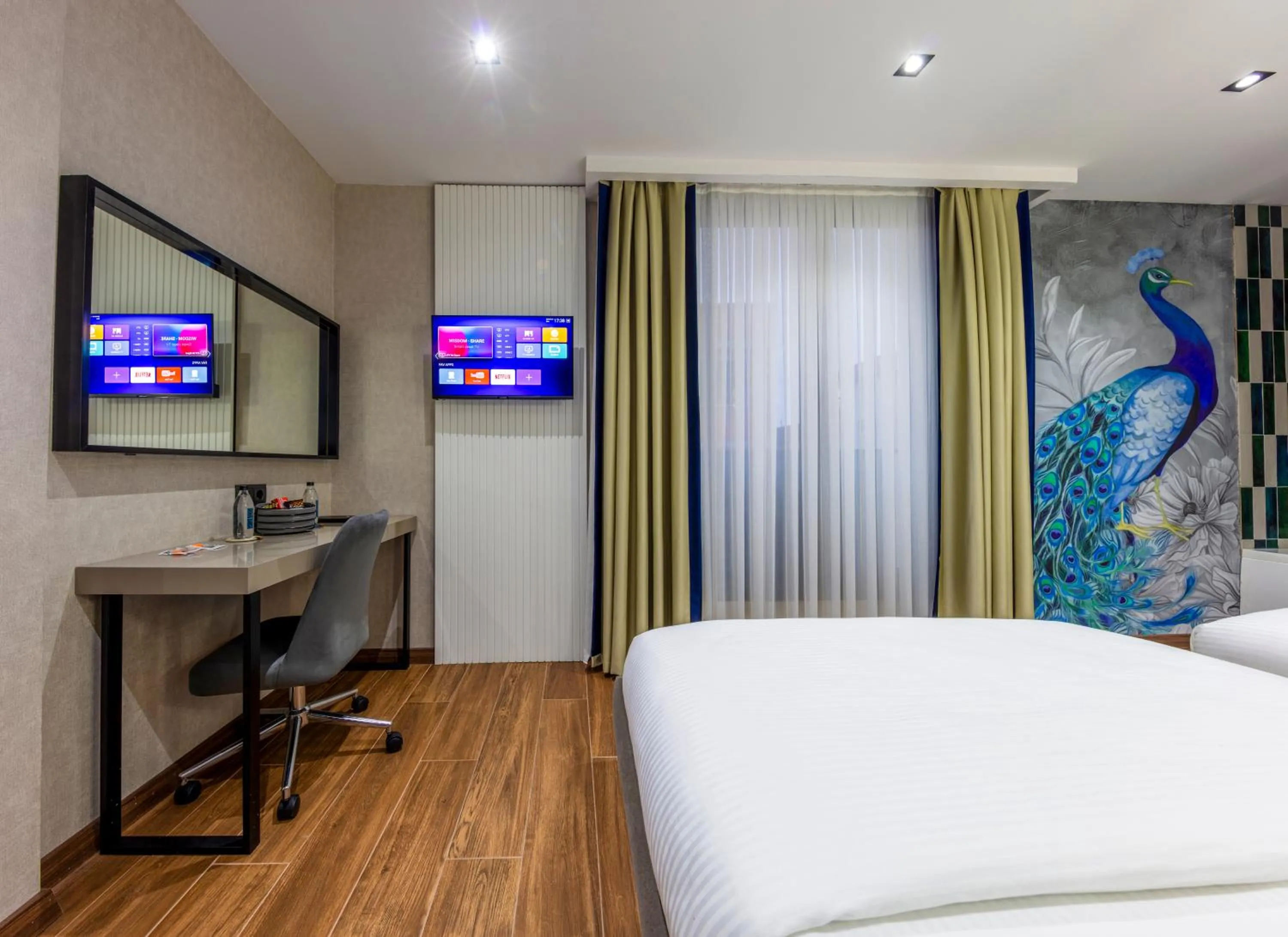 Bed in Dem Premium Hotel - Round Trip Airport Service - Istanbul International Airport