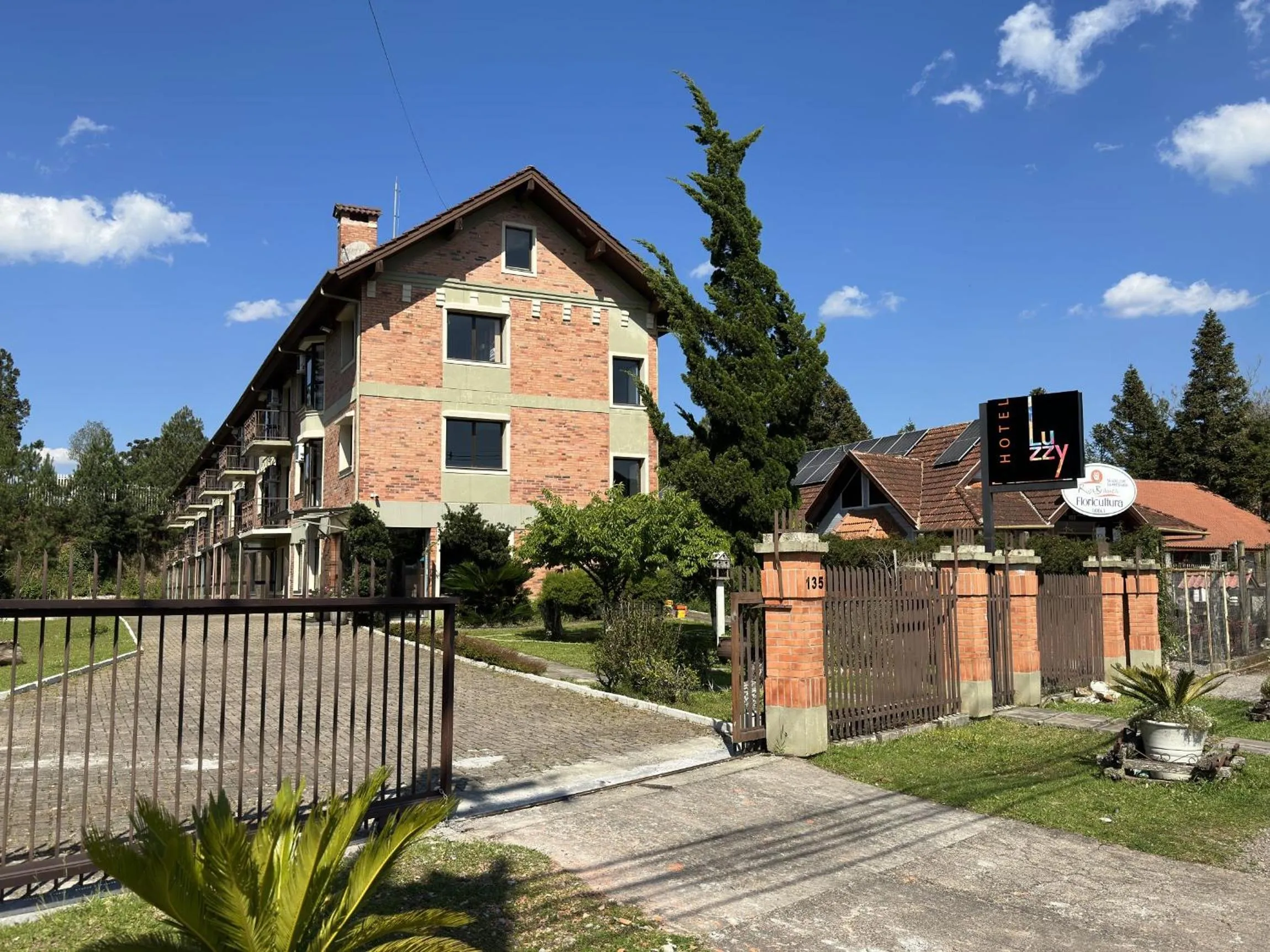 Property building in Luzzy Hotel