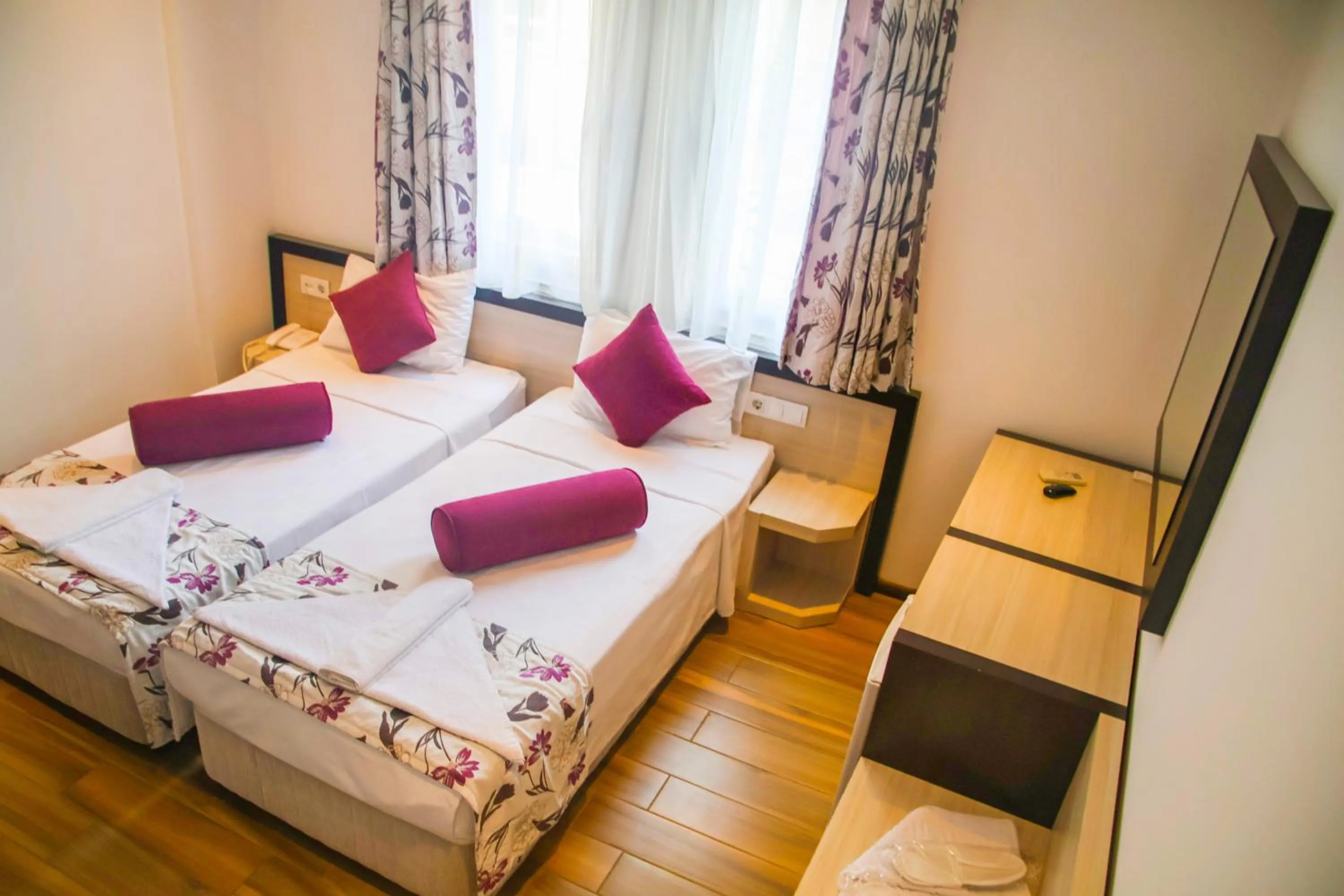 Photo of the whole room in Hermes Hotel