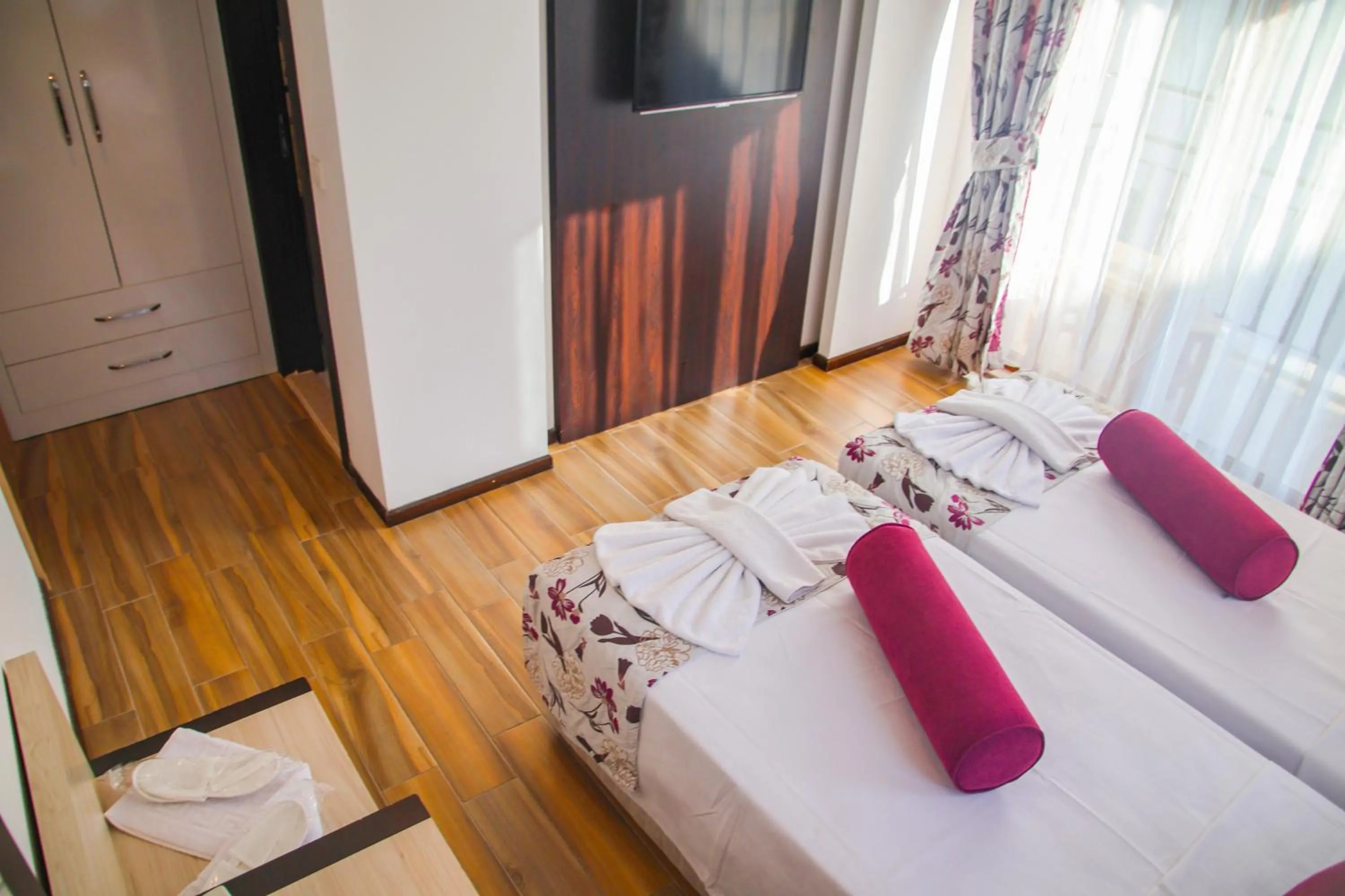 Photo of the whole room in Hermes Hotel