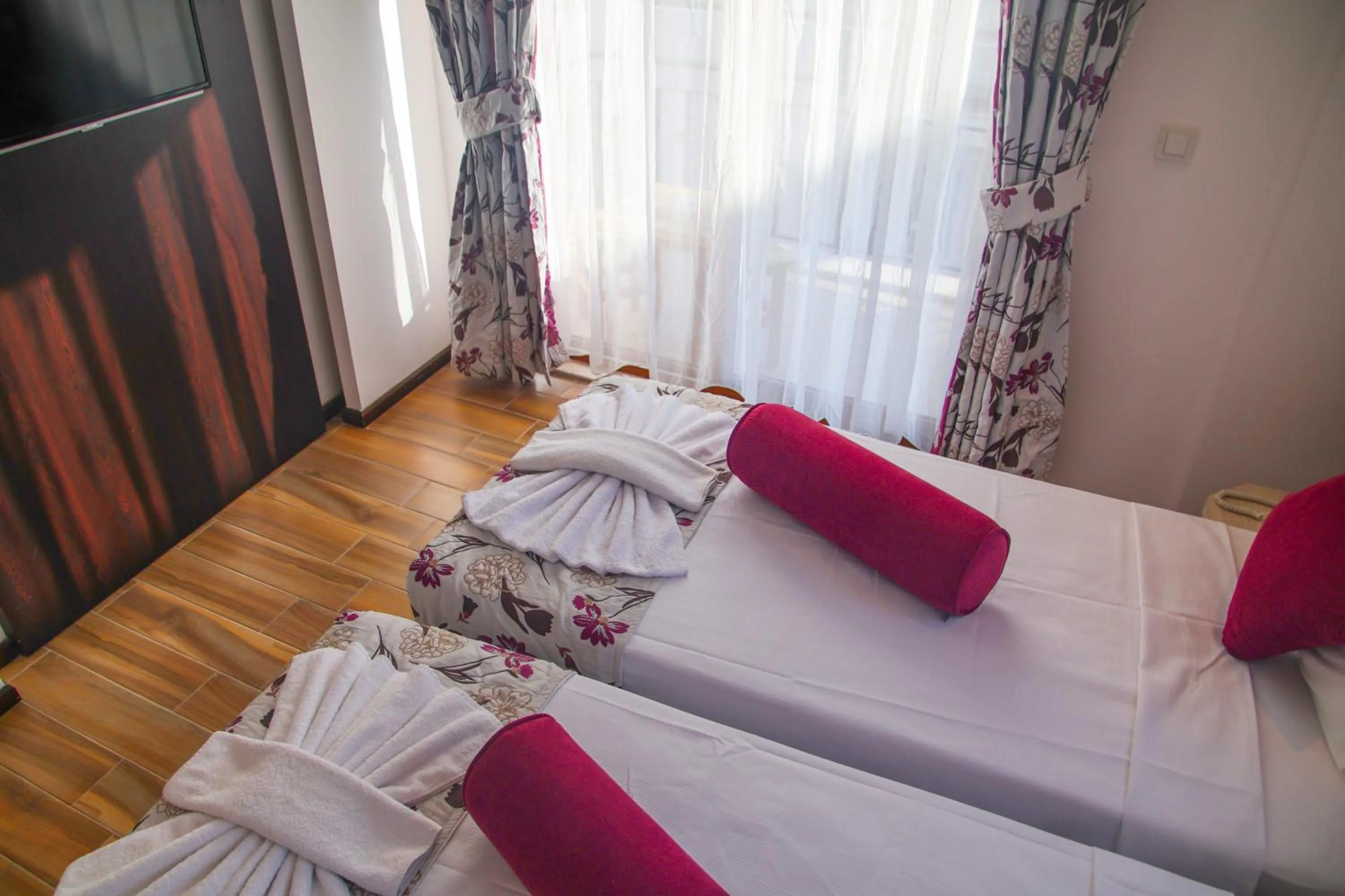 Photo of the whole room in Hermes Hotel