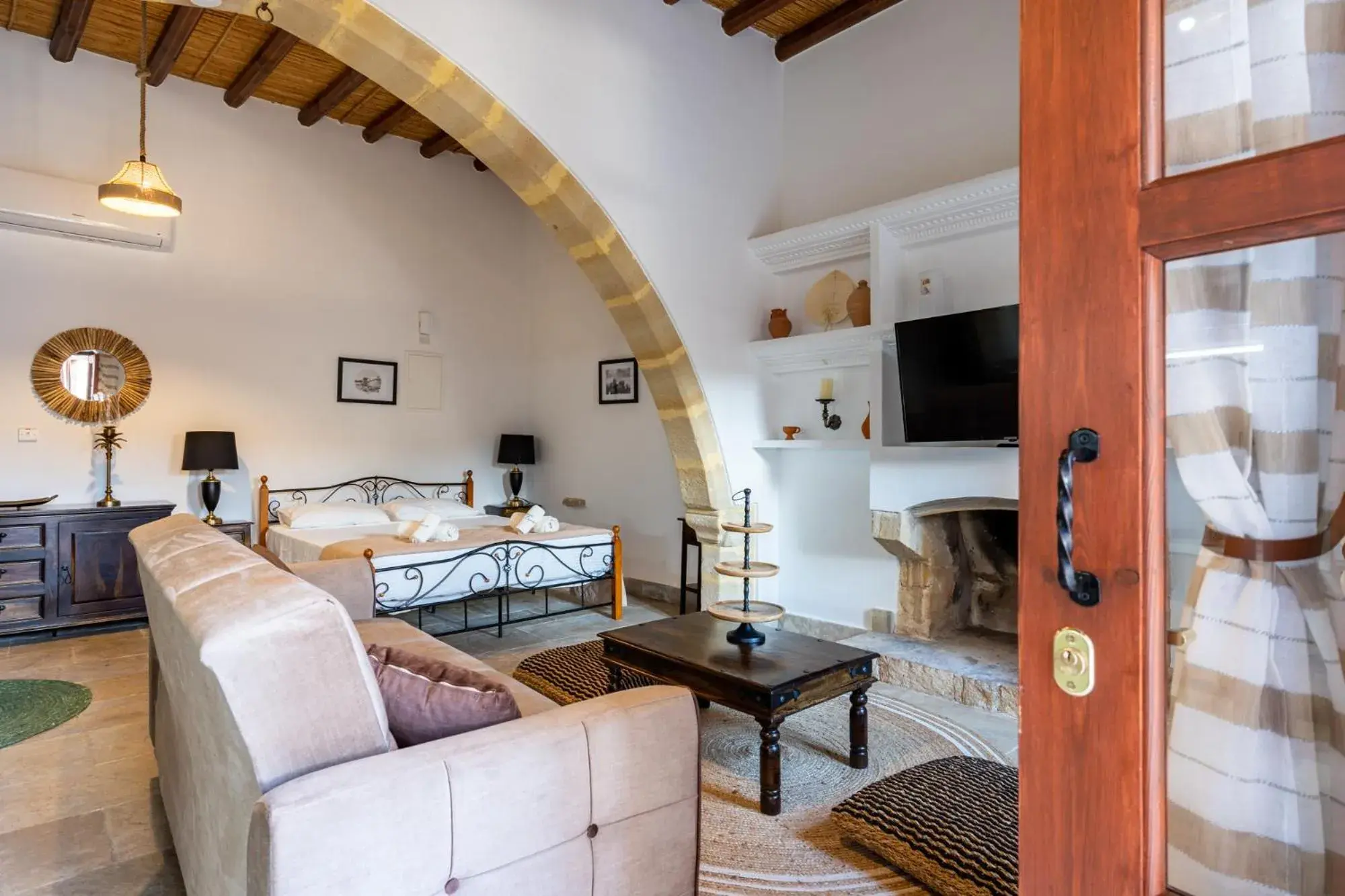 Family Suite in Stone Court Boutique Studios Family Suite in Stone Court Boutique Studios