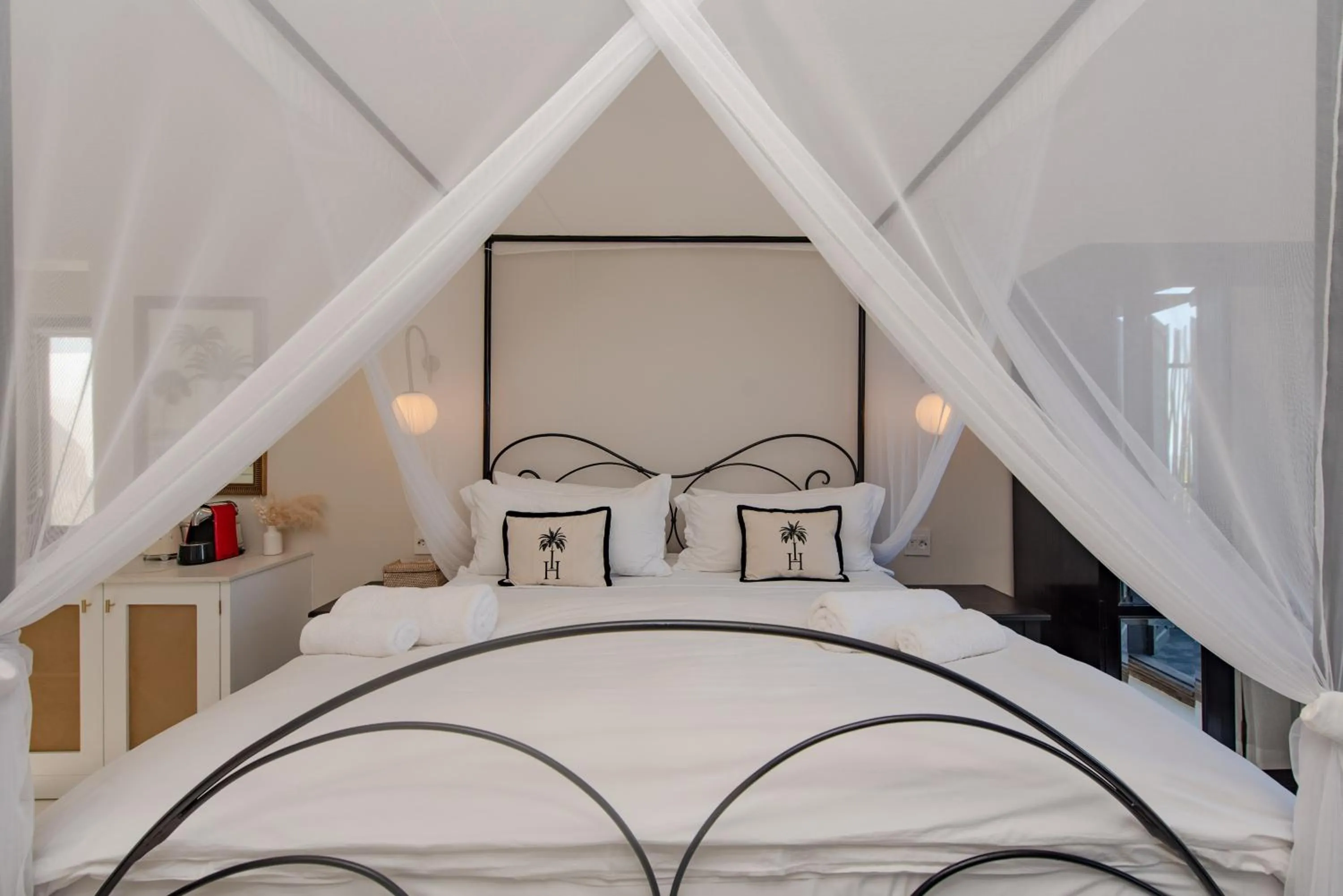 Bed in The Ivory Haus