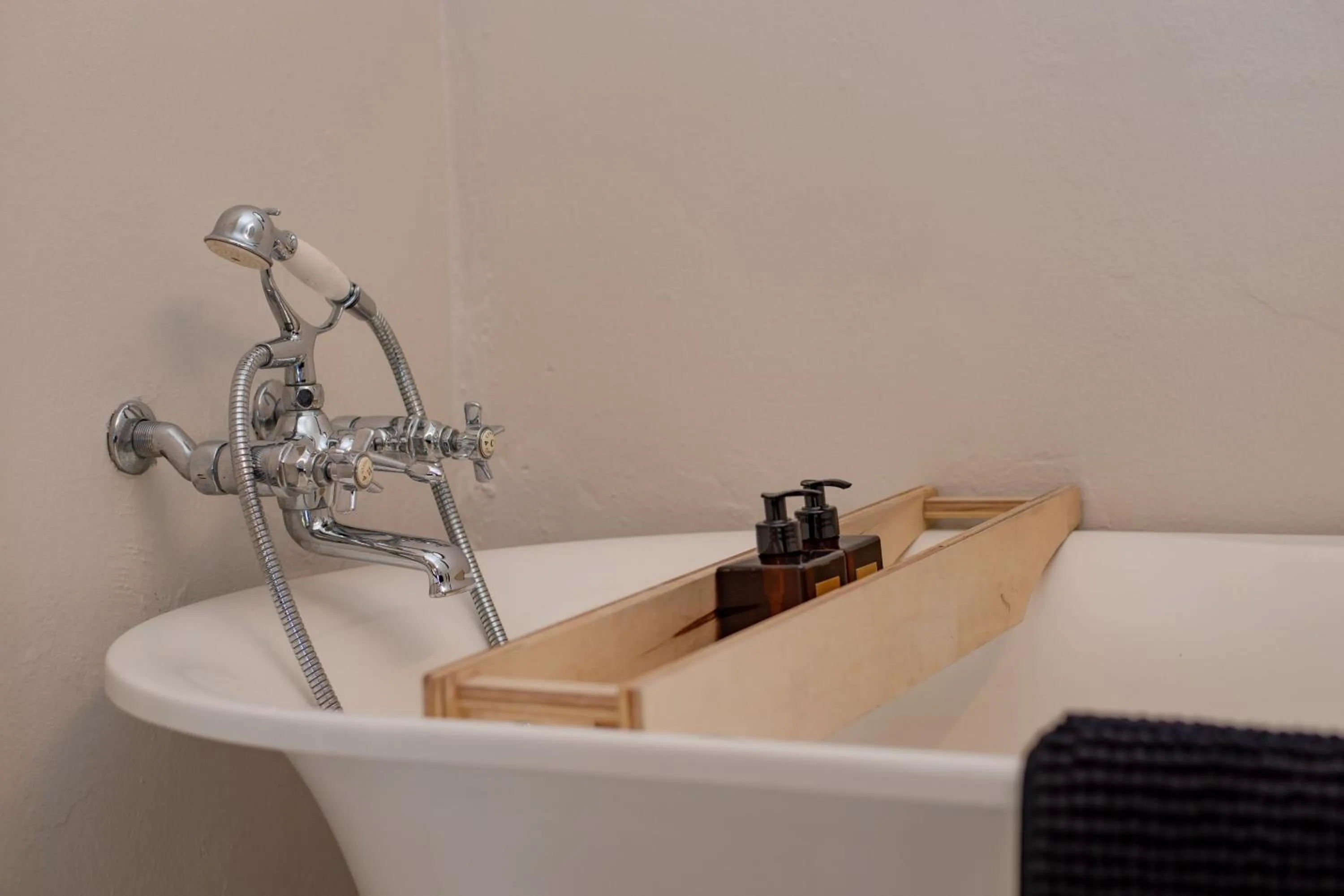 Bath in The Ivory Haus