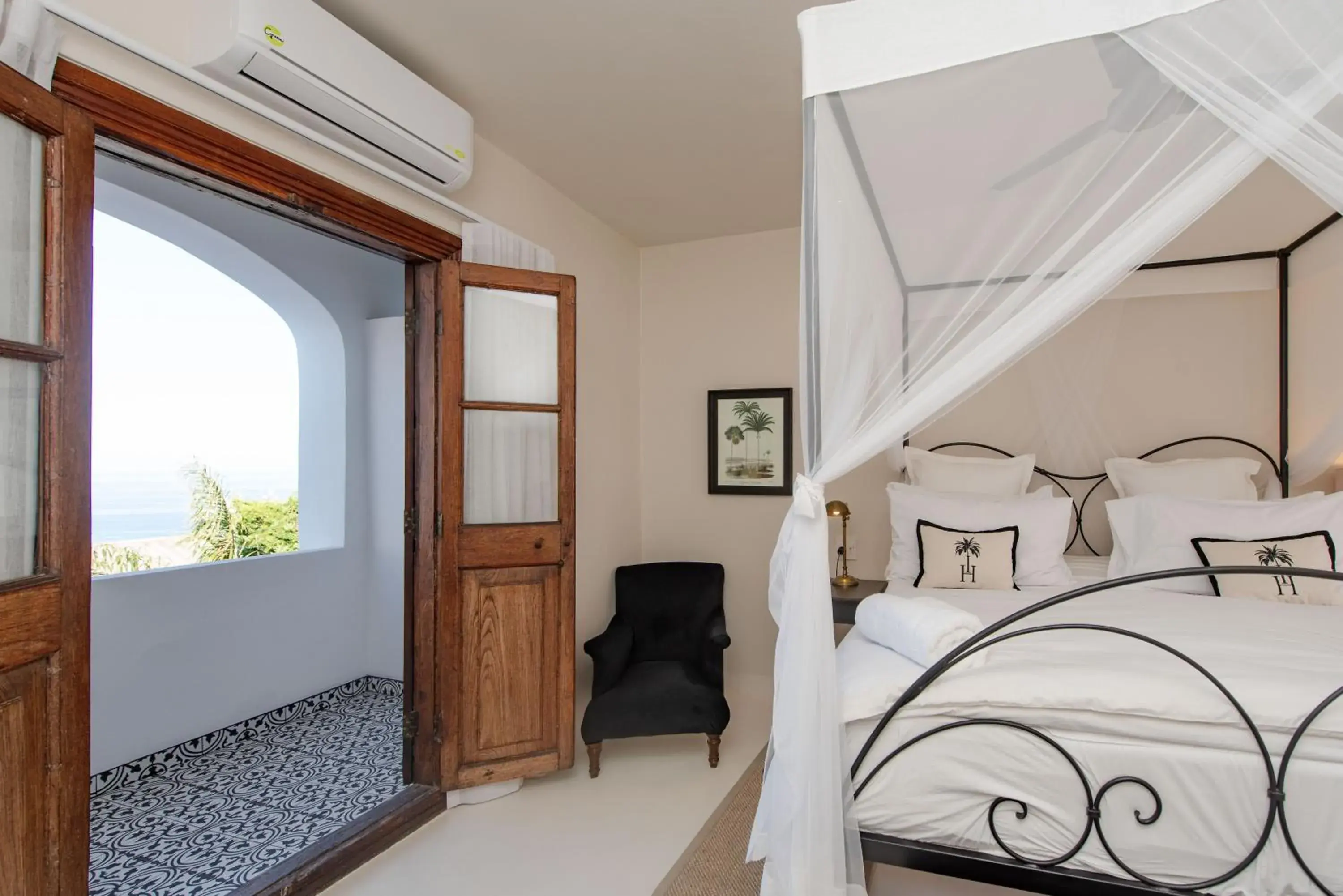 King Suite with Balcony in The Ivory Haus King Suite with Balcony in The Ivory Haus