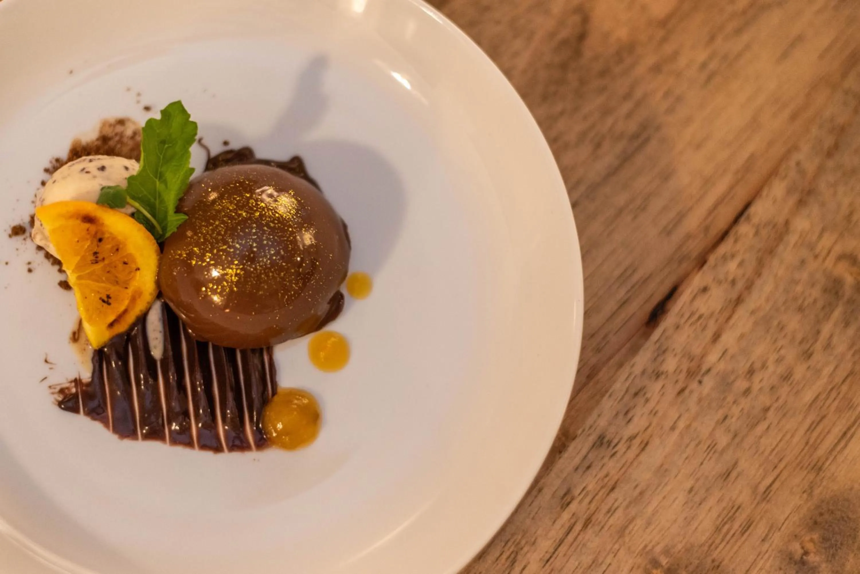 Food and drinks in The Ivory Haus