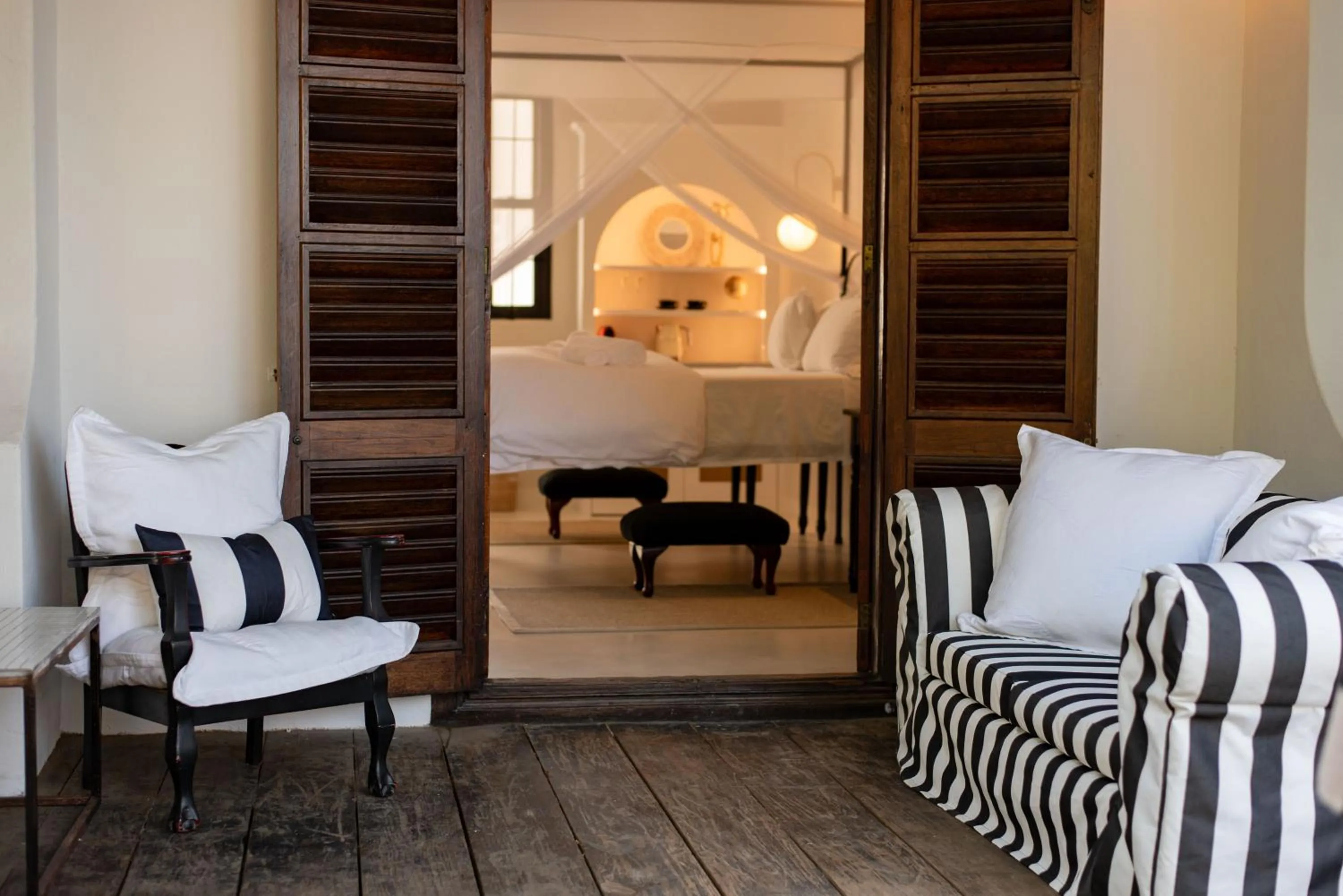 Patio, Bed in The Ivory Haus