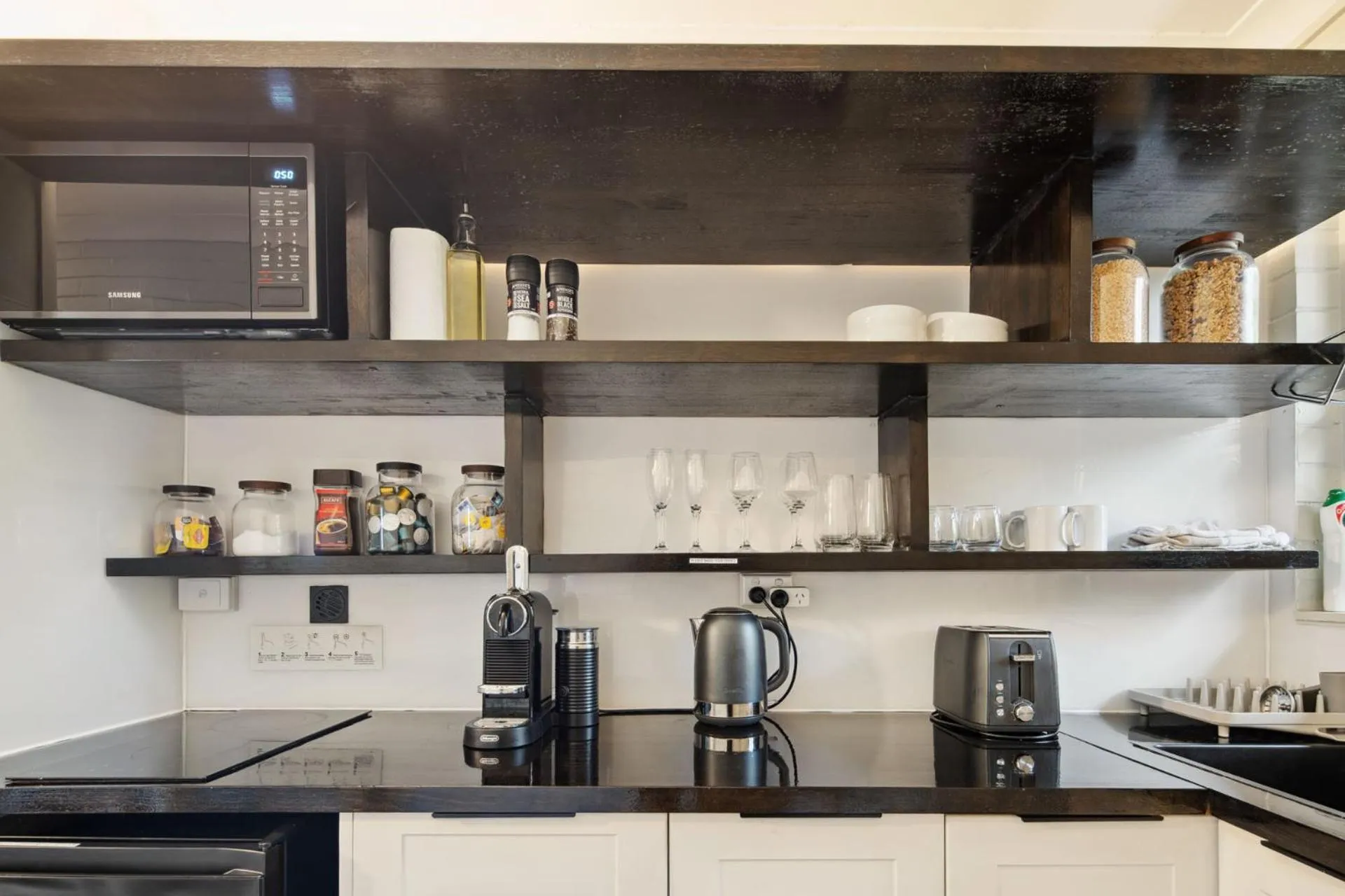 kitchen in 549 Apartments