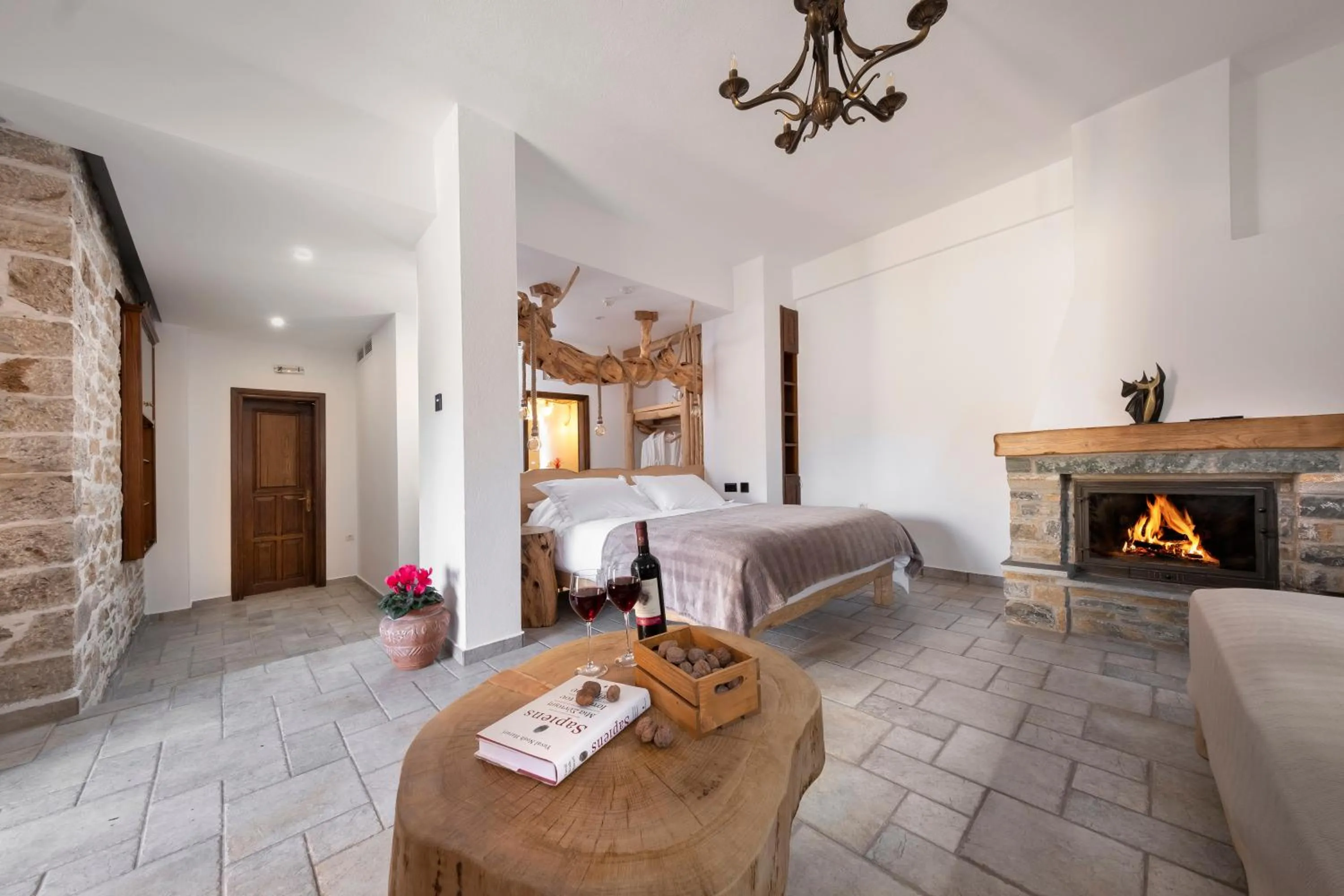 Bed in Palios Stathmos