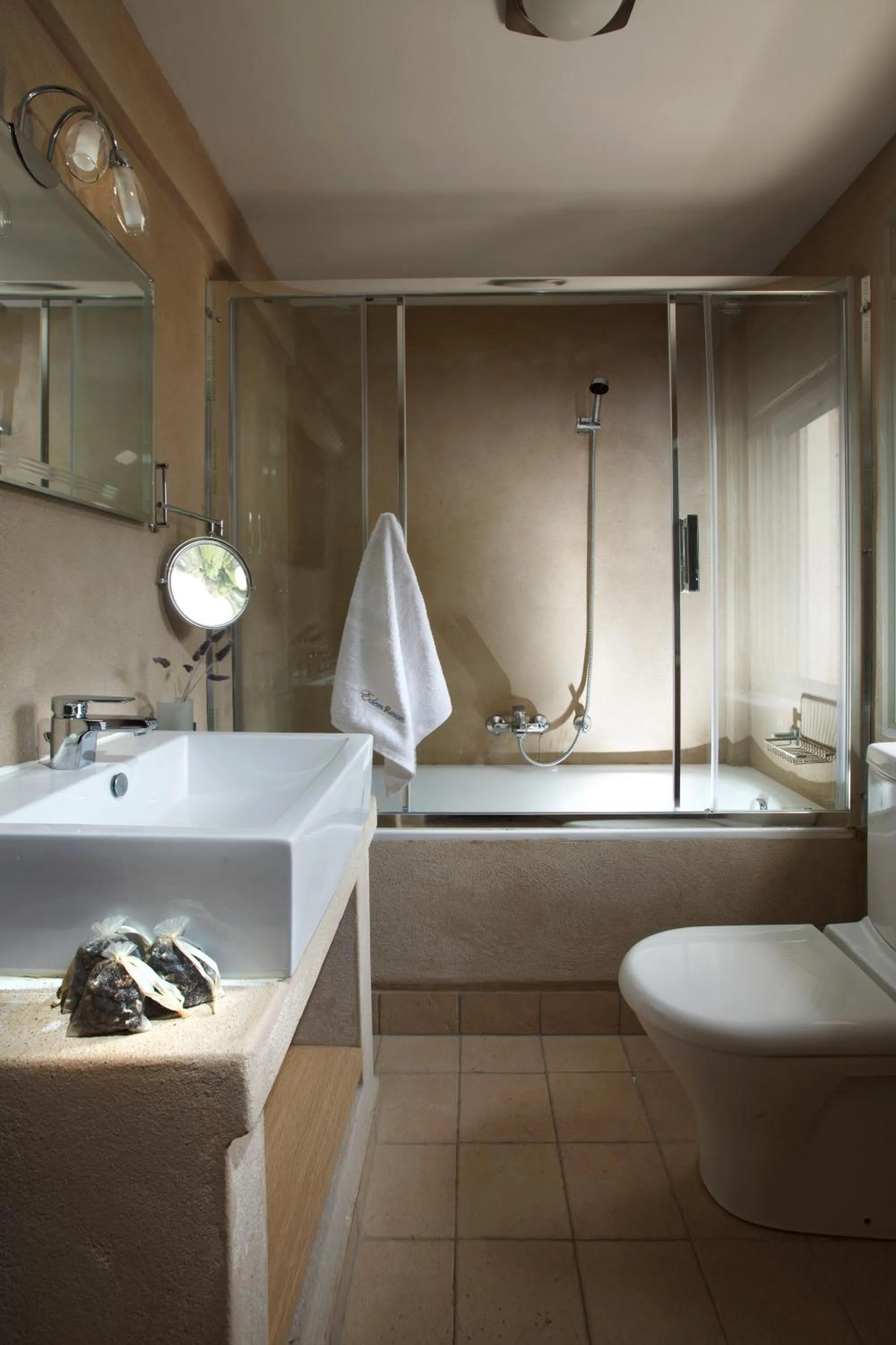 Toilet in Edem Resort