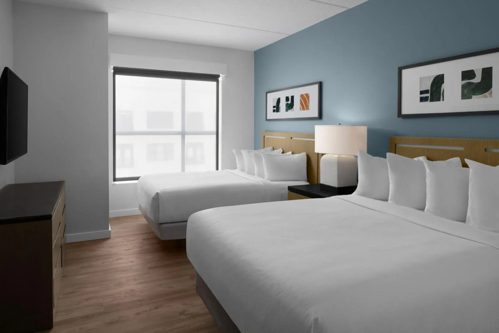 Bed in Hyatt House Raleigh North Hills