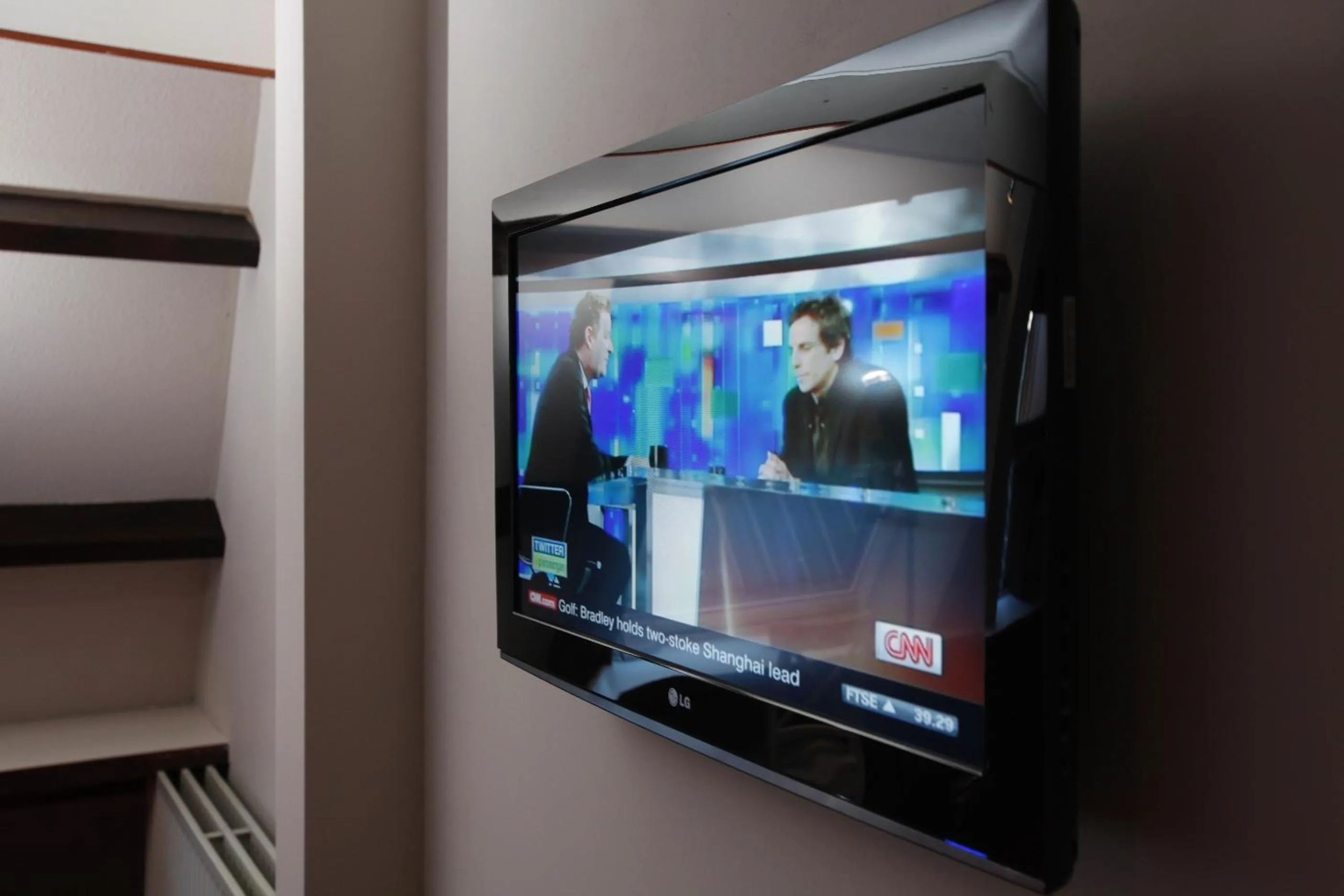 TV and multimedia in Hotel Restaurant Riche