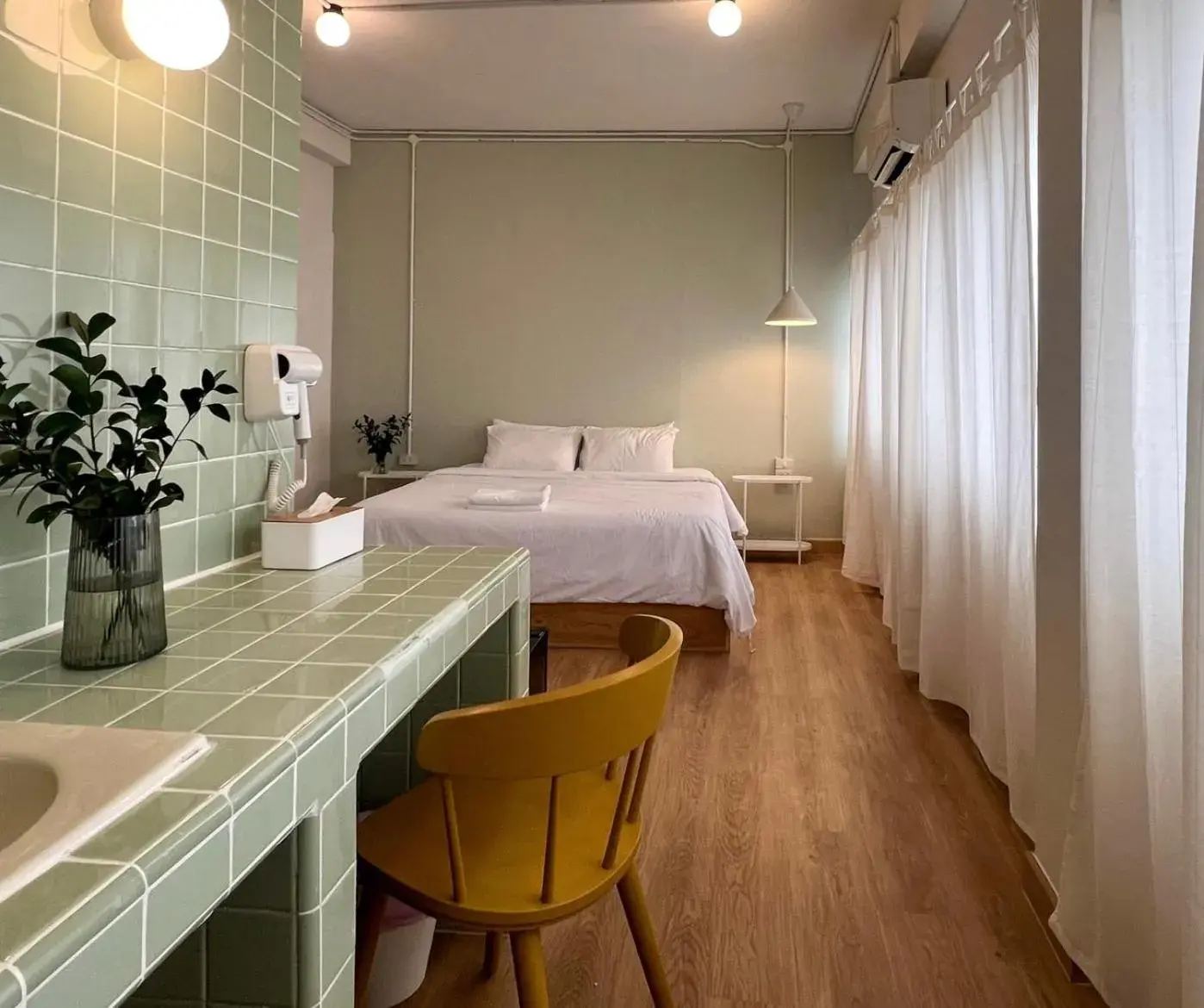 Deluxe Room in La Moon House Deluxe Room in La Moon House