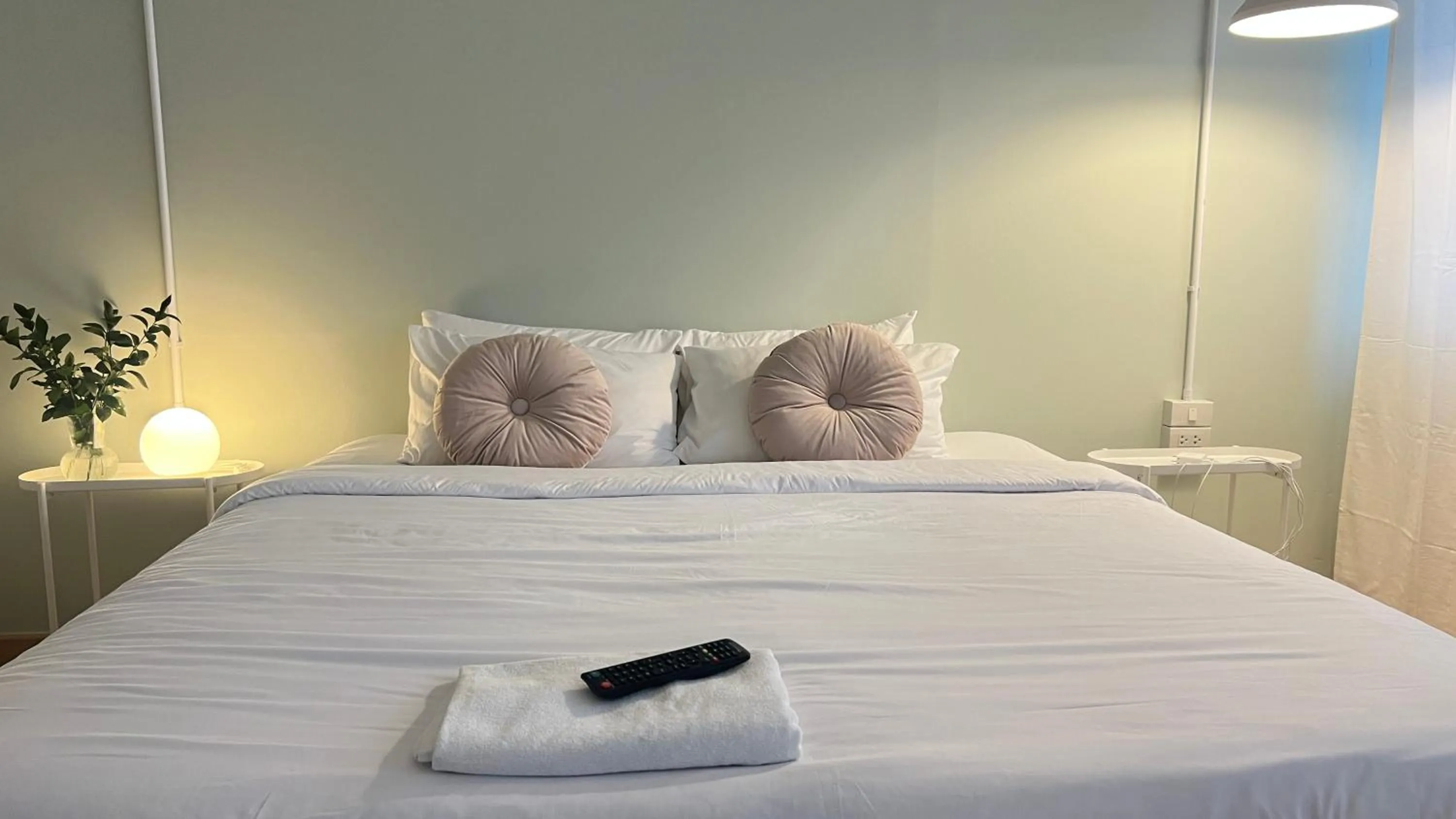 Bed in La Moon House