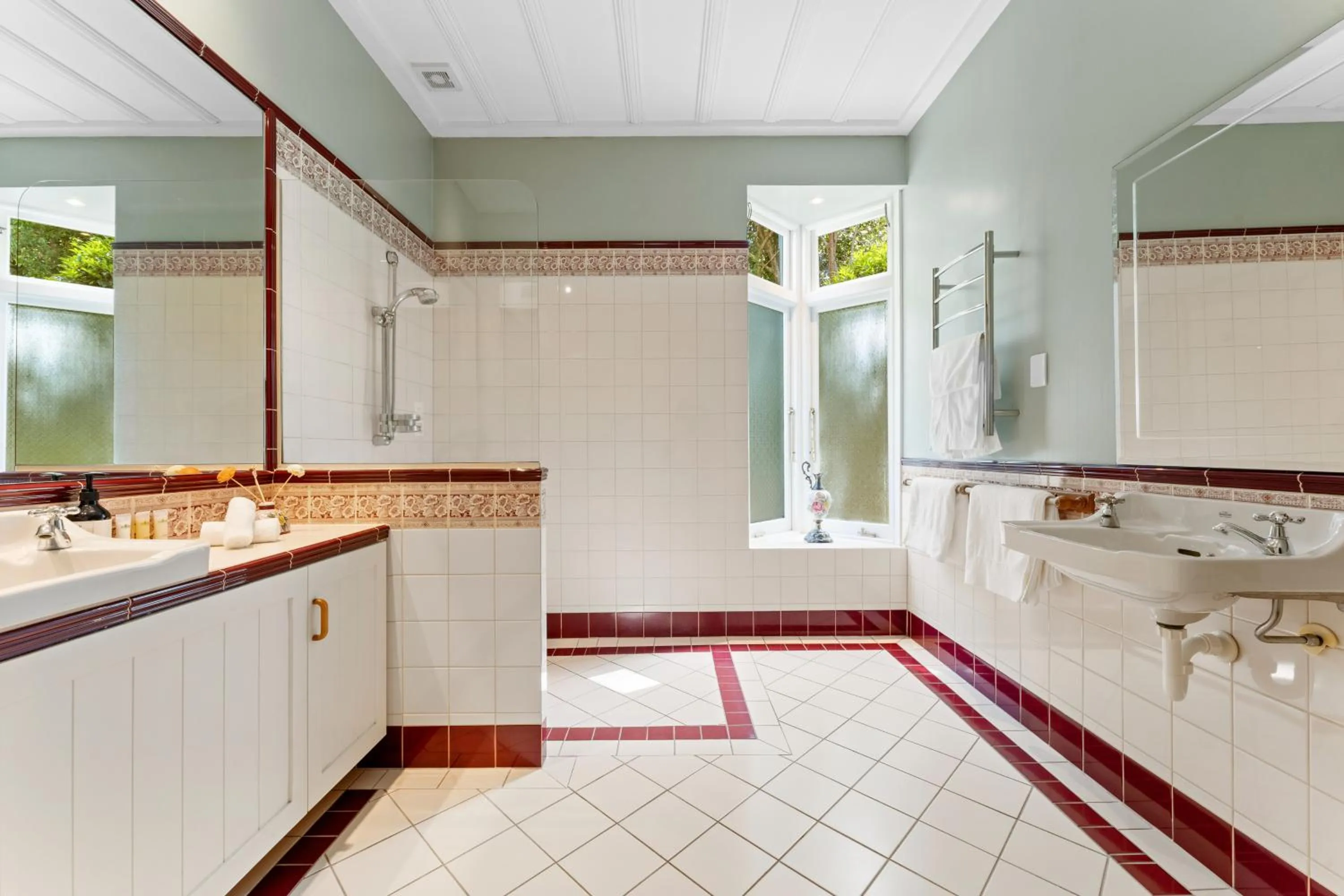 Shower in Aachen House