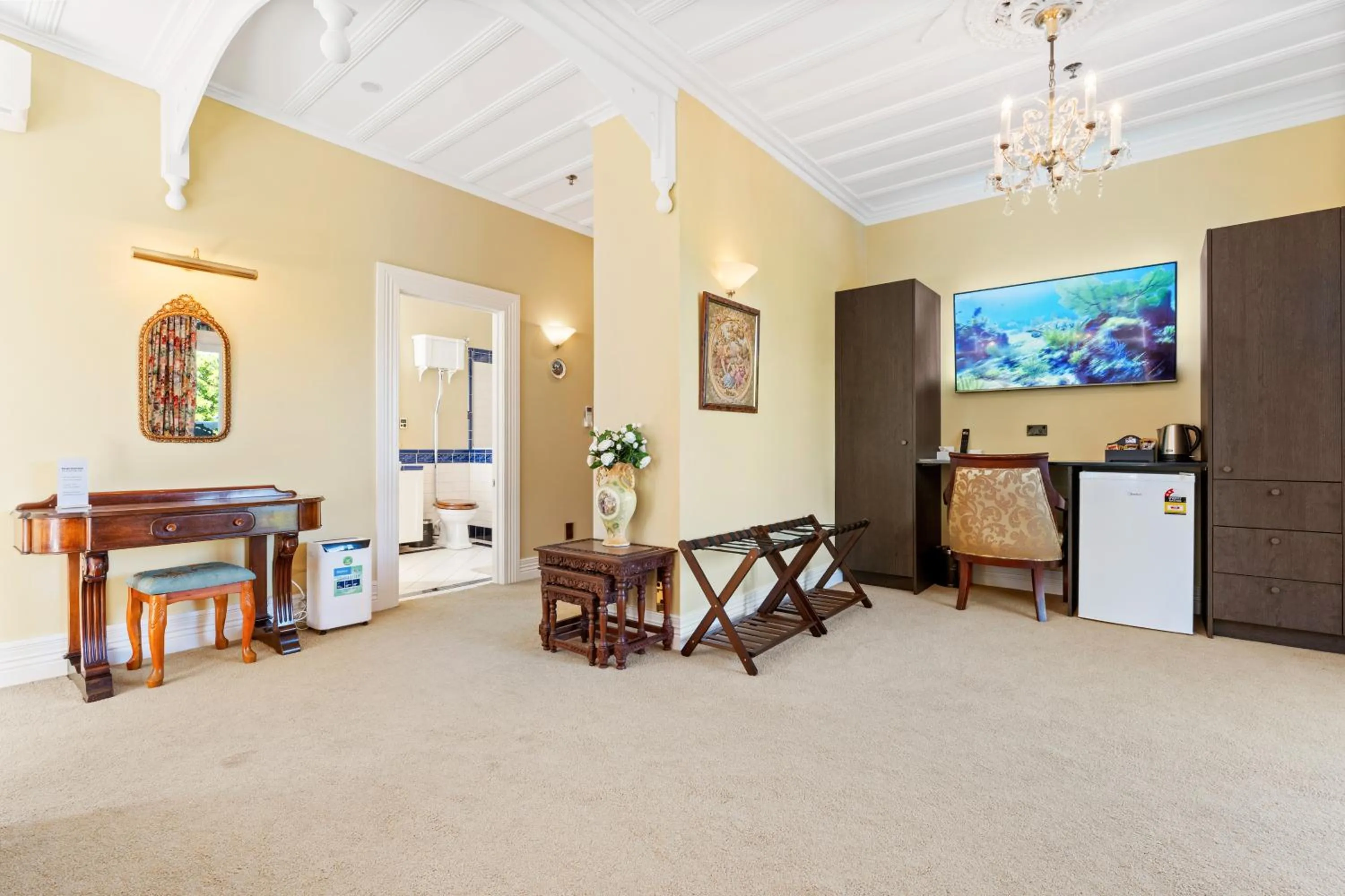 TV and multimedia in Aachen House