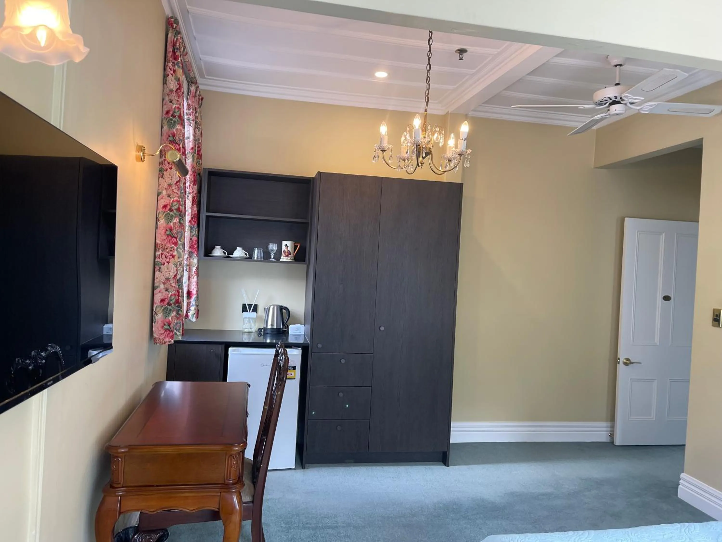 TV and multimedia in Aachen House