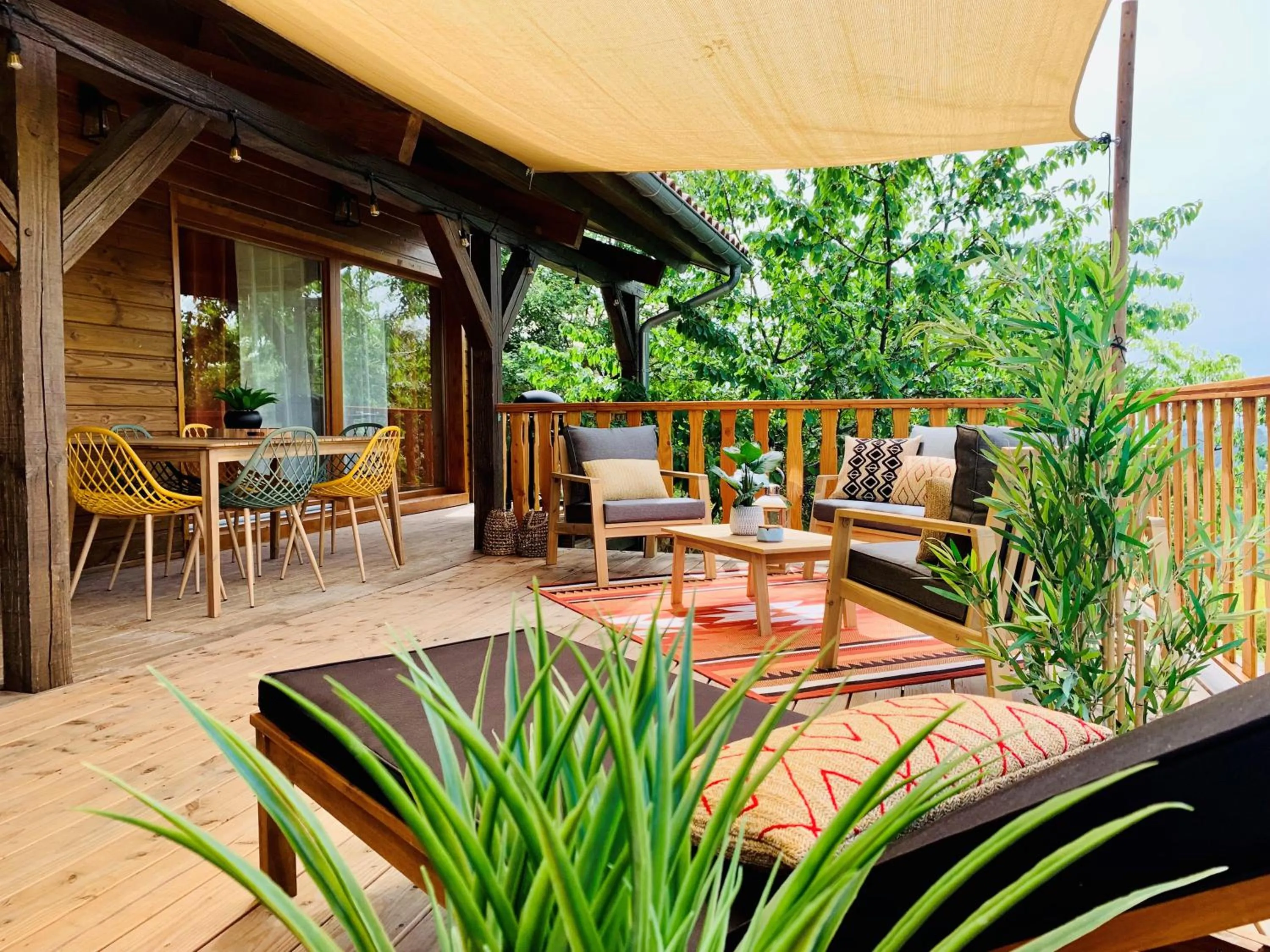 Patio in Domaine de Chalvêches Hôtel SPA 4*