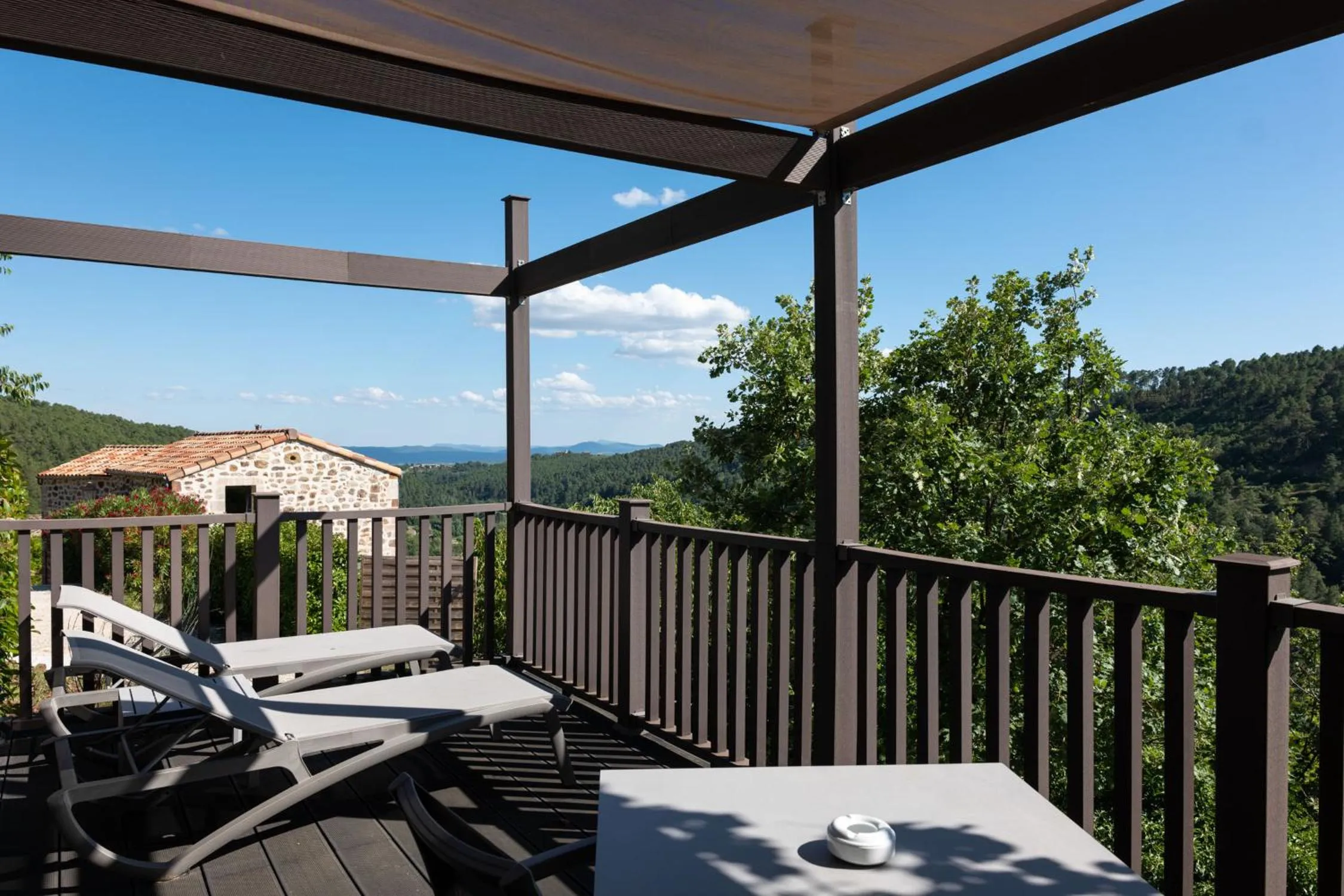 Patio in Domaine de Chalvêches Hôtel SPA 4*