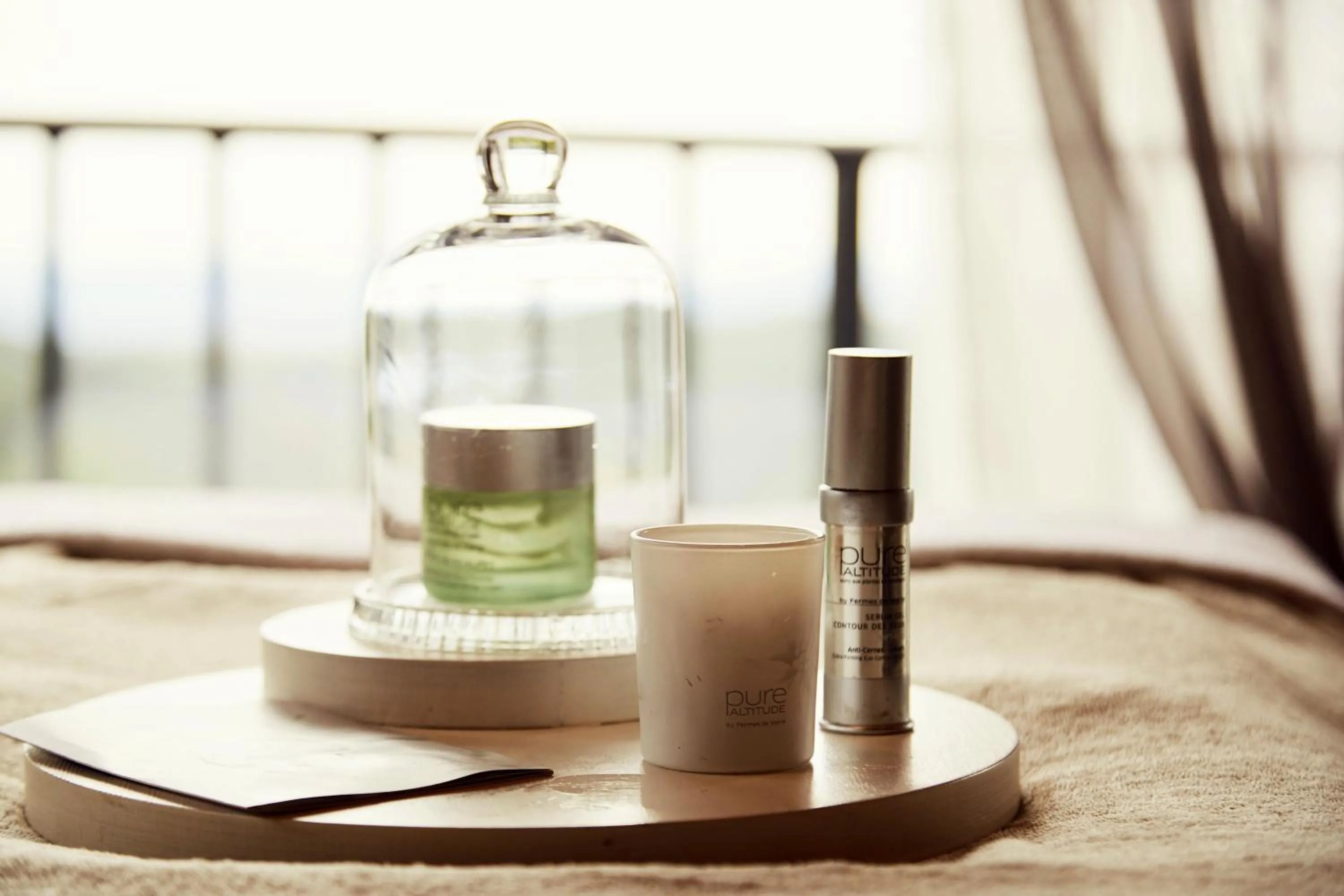 Spa and wellness centre/facilities in Domaine de Chalvêches Hôtel SPA 4*