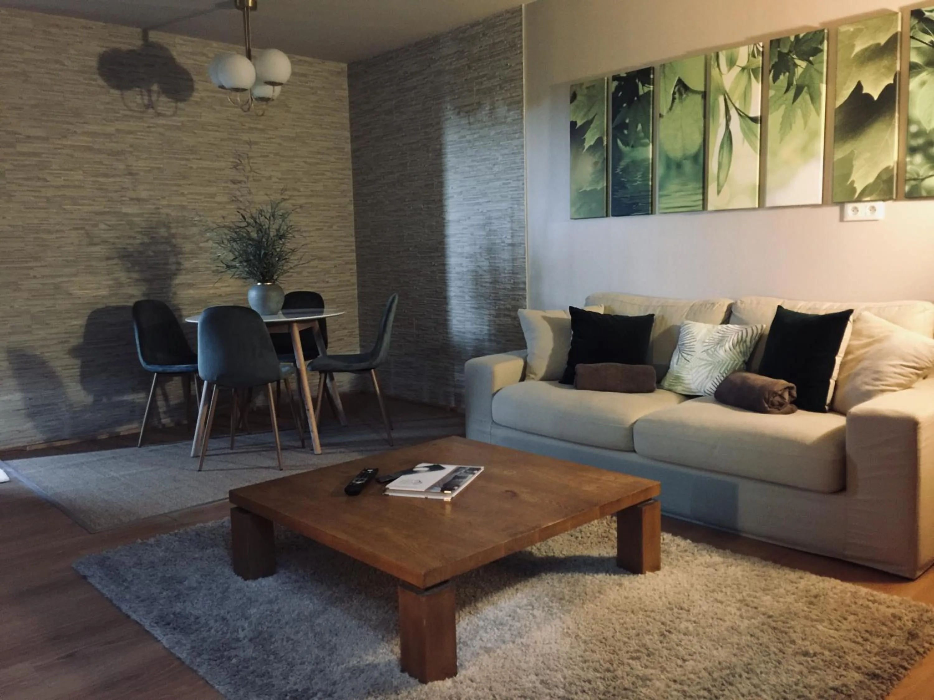 Living room in Domaine de Chalvêches Hôtel SPA 4*