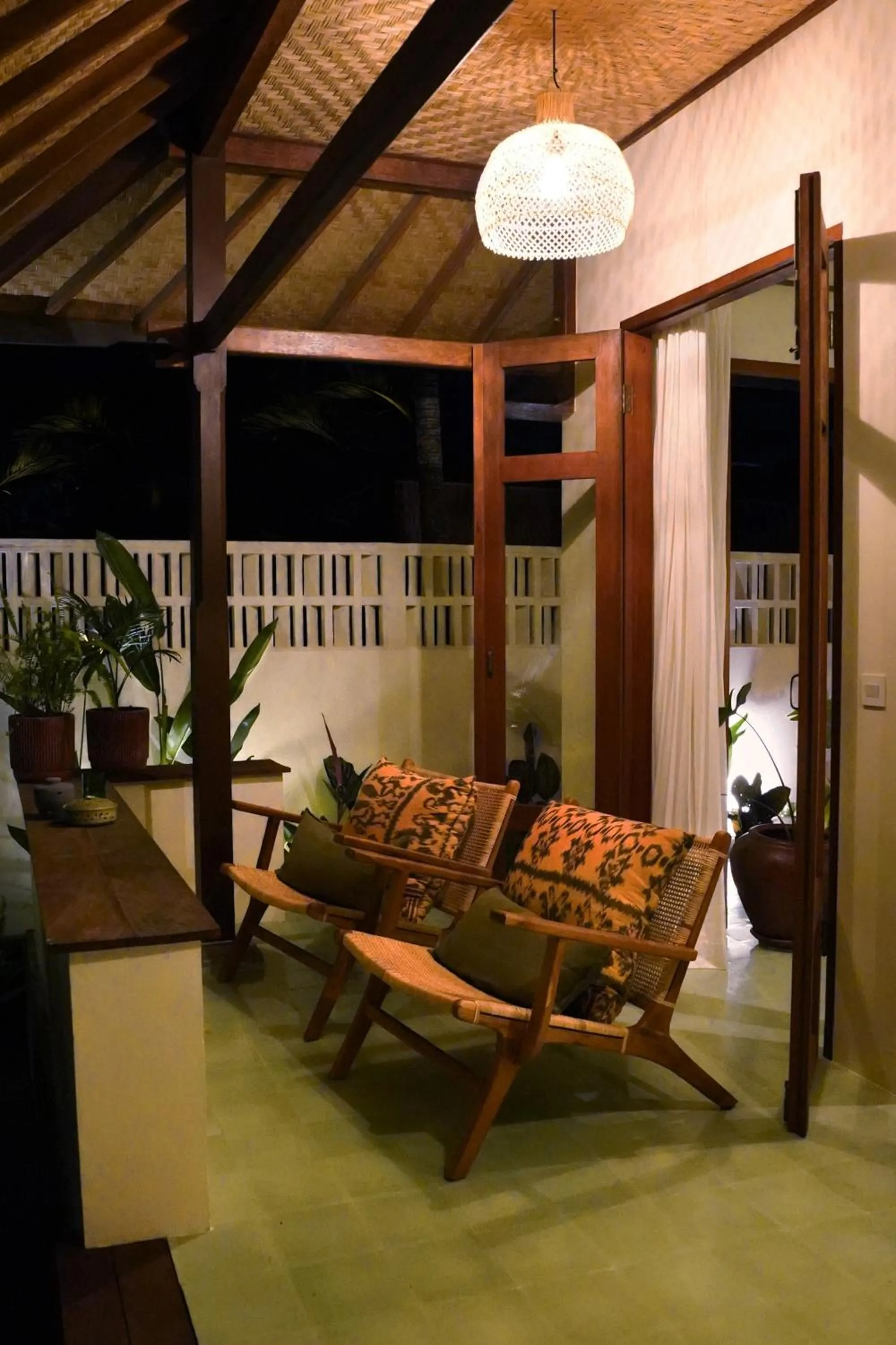 Seating area in Rumah Senang - Walk to Beach