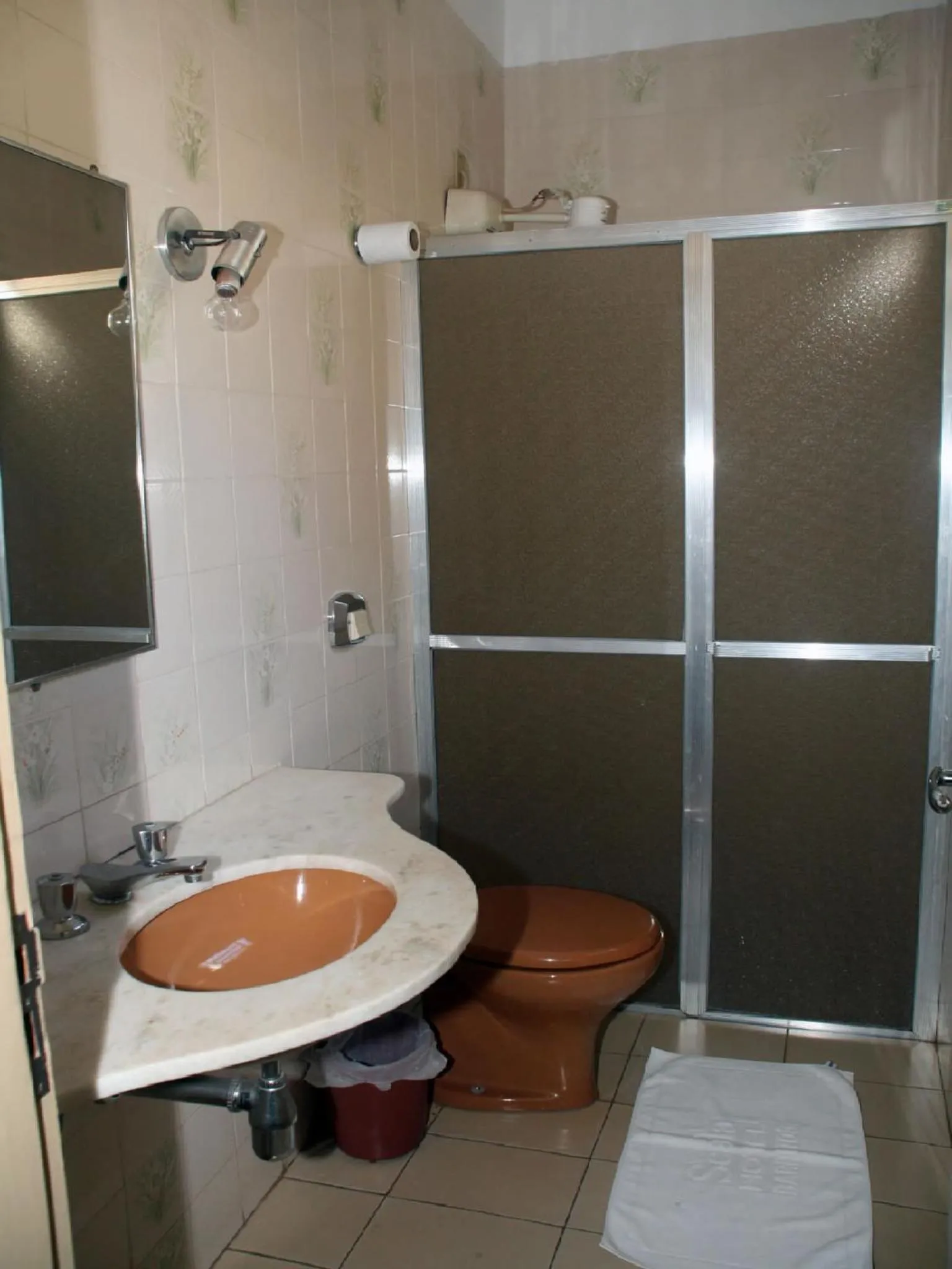 Bathroom in Scala Hotel Barretos