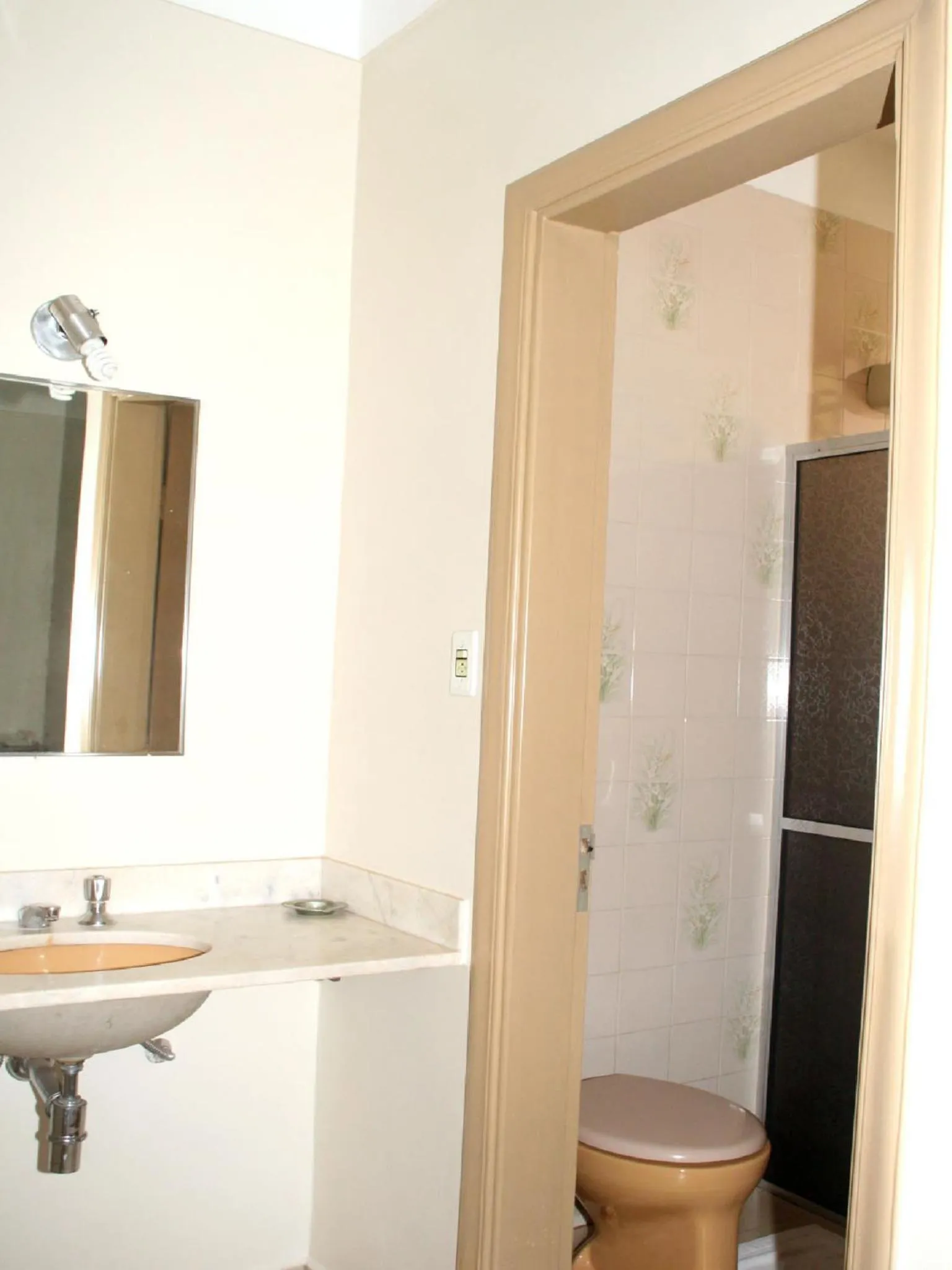 Bathroom in Scala Hotel Barretos