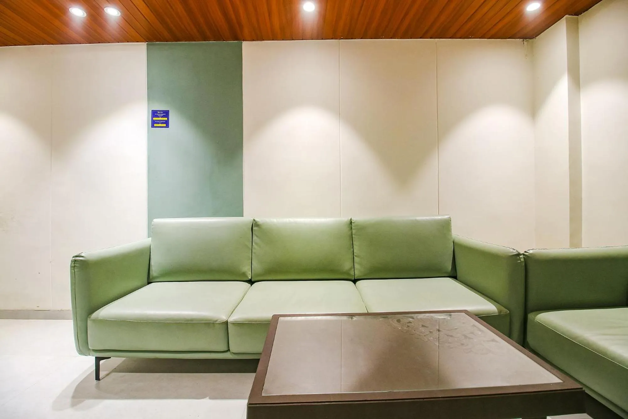 Seating area in FabHotel Sharma & Vishnu Garden
