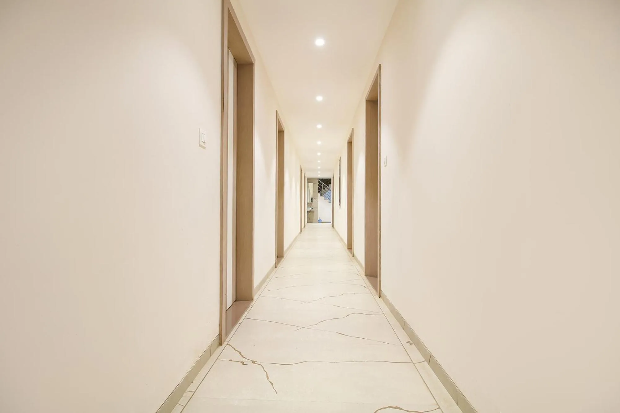 Lobby or reception in FabHotel Sharma & Vishnu Garden