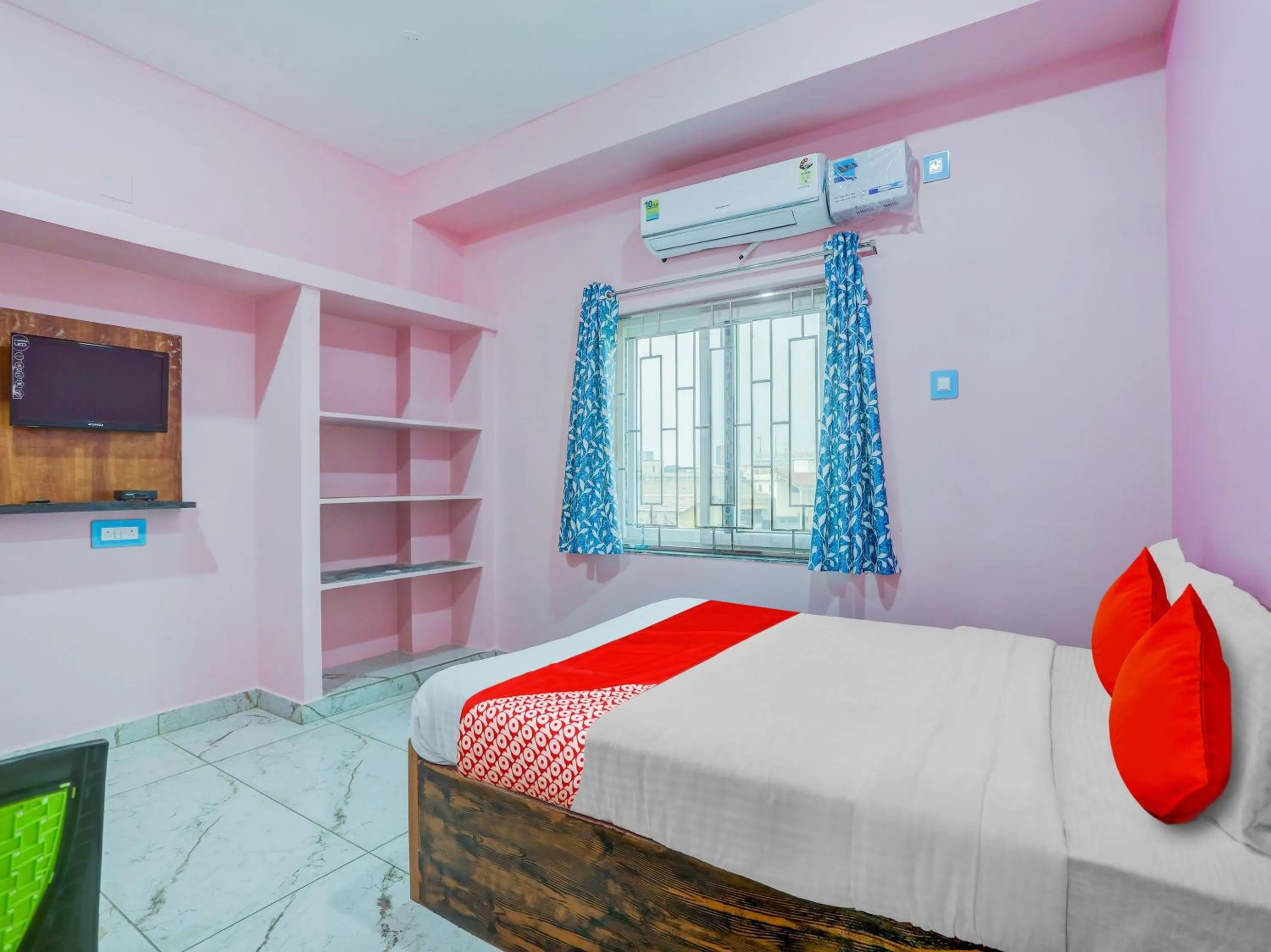 Bedroom in Hotel O Kalinga Inn