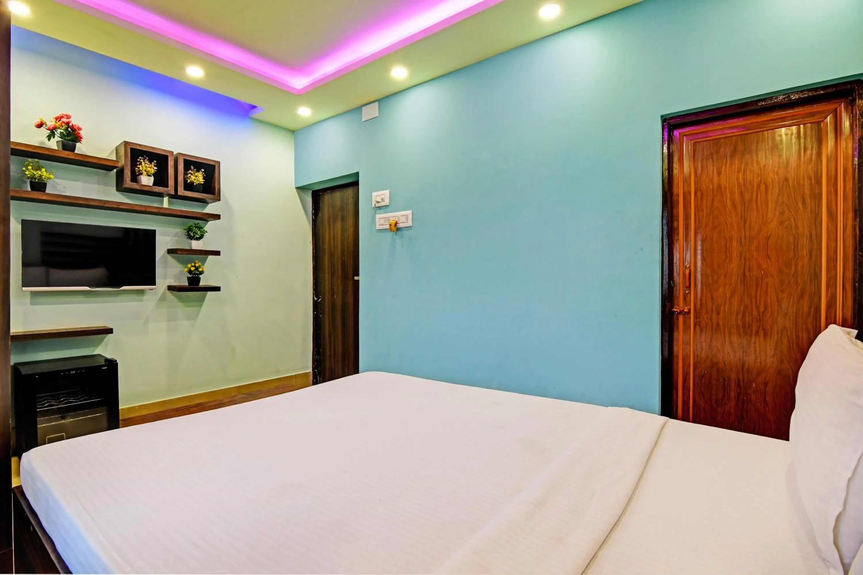 Bedroom, Bed in Super Hotel O The Orchid Residency