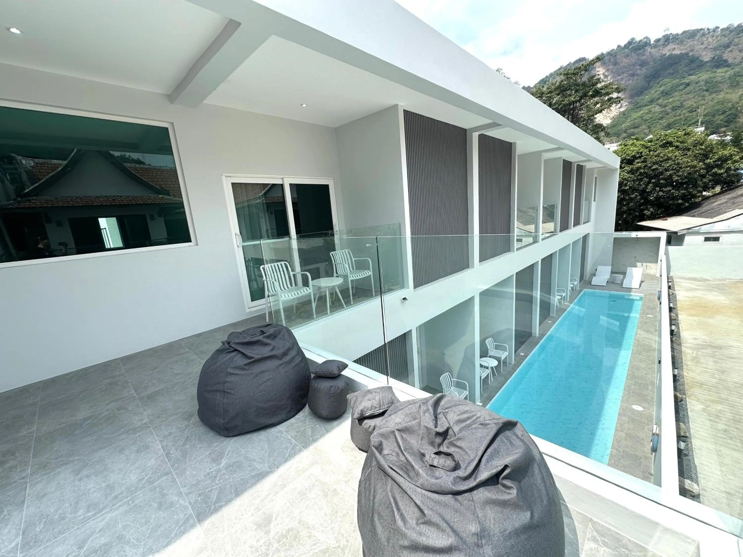 Swimming pool in Kata Place Villa