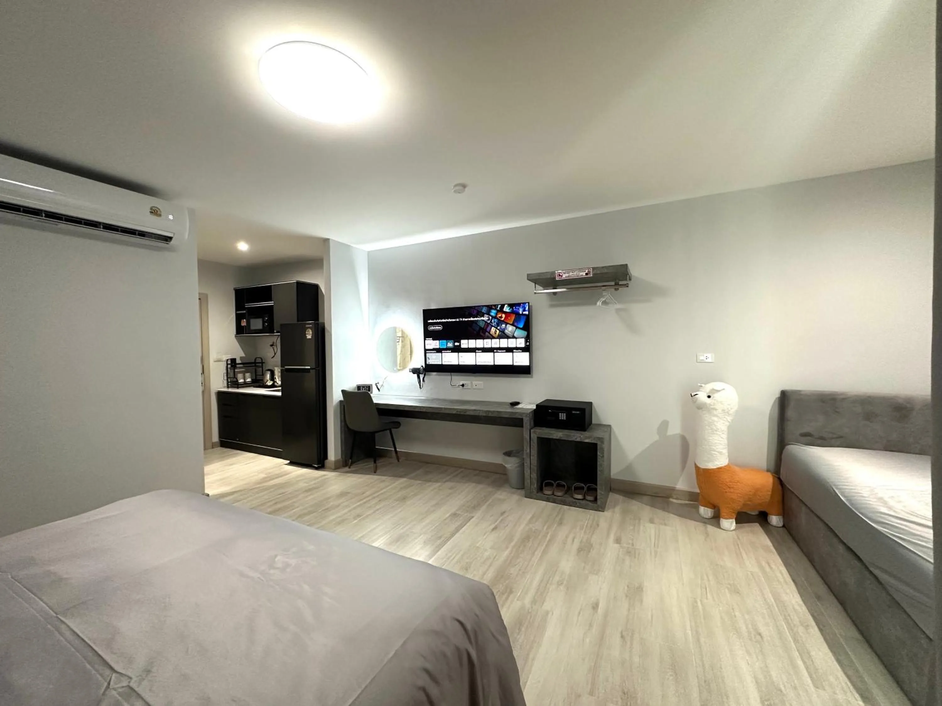 Bedroom, Bed in Kata Place Villa