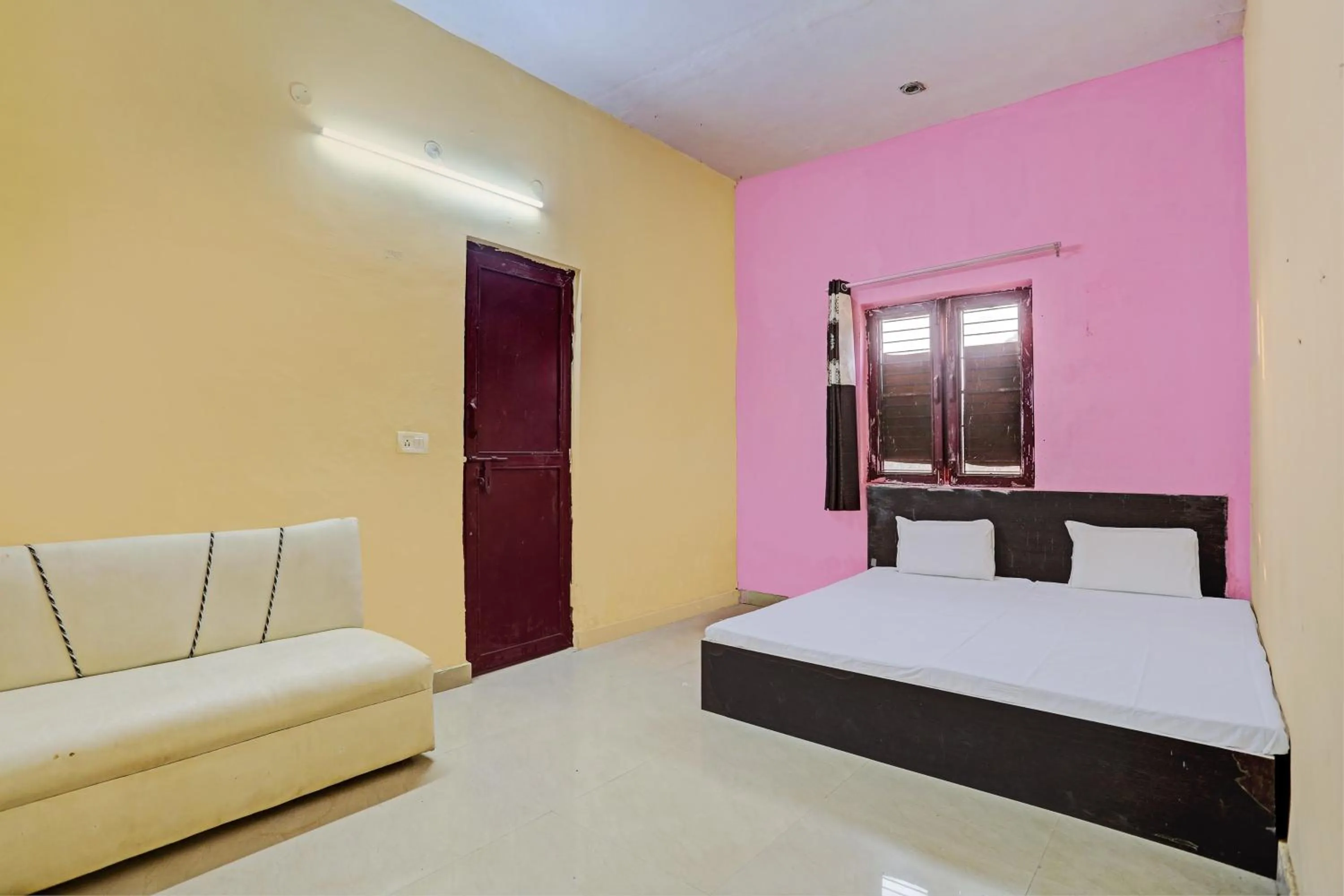 Bedroom in Hotel O Kamla banquet hall