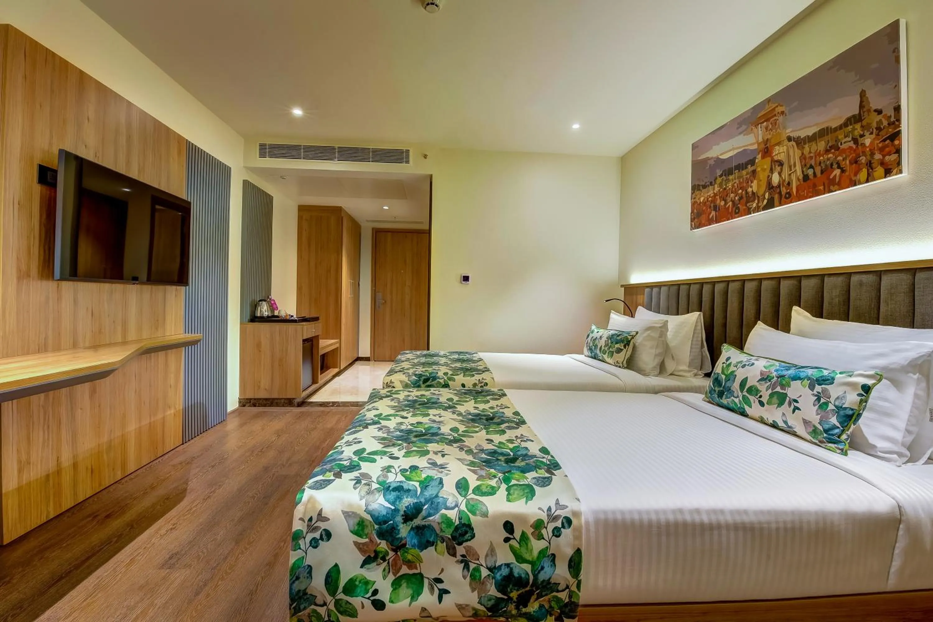 Bed in Regenta Central Javaji Mysore