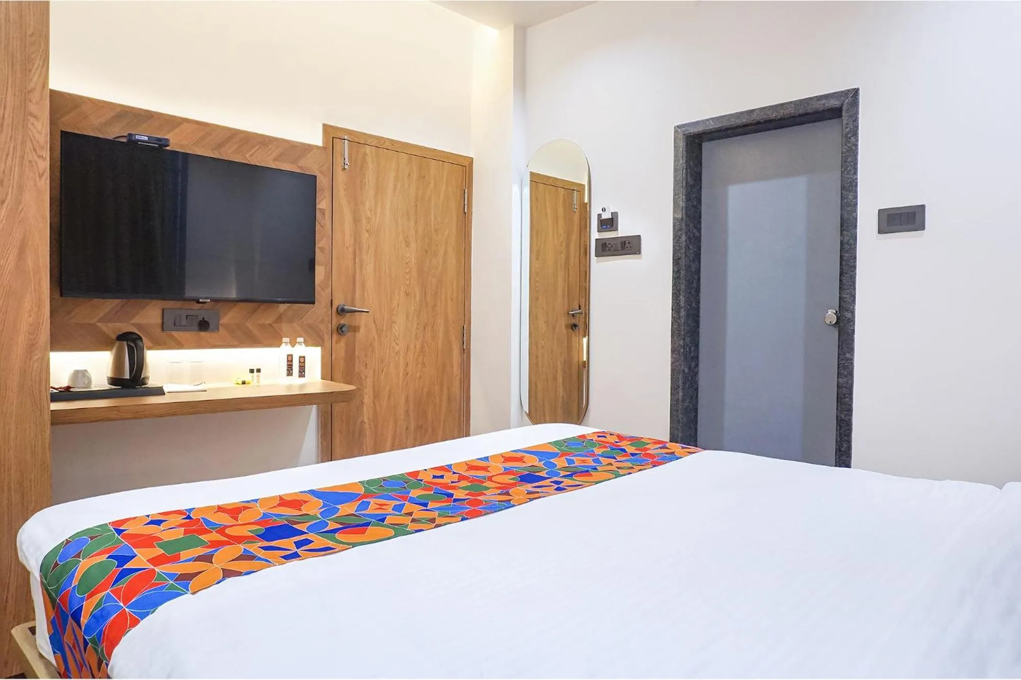 Bed in Oriva Shourya Residency - Nr Maharshi Karve Museum