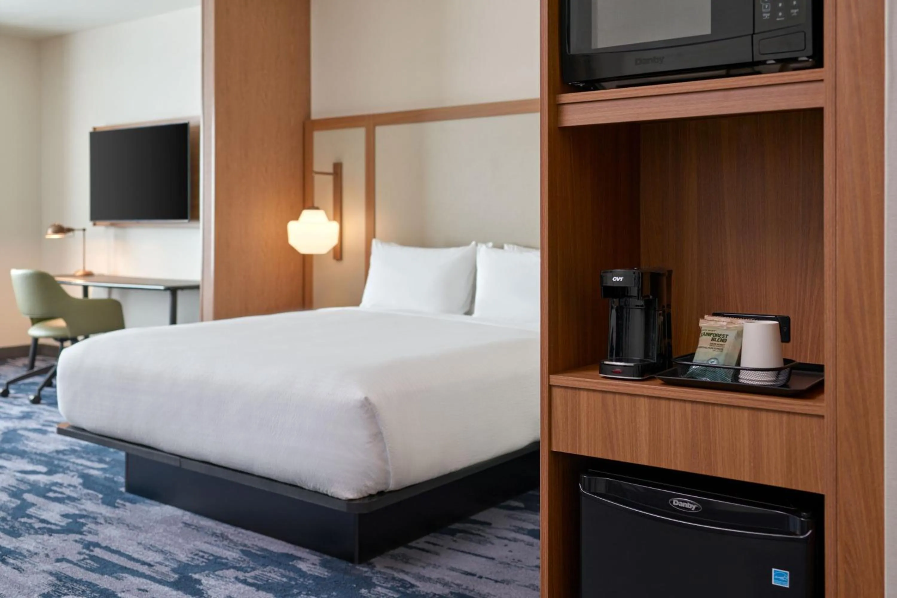 Bedroom, Bed in Fairfield Inn & Suites by Marriott Tempe