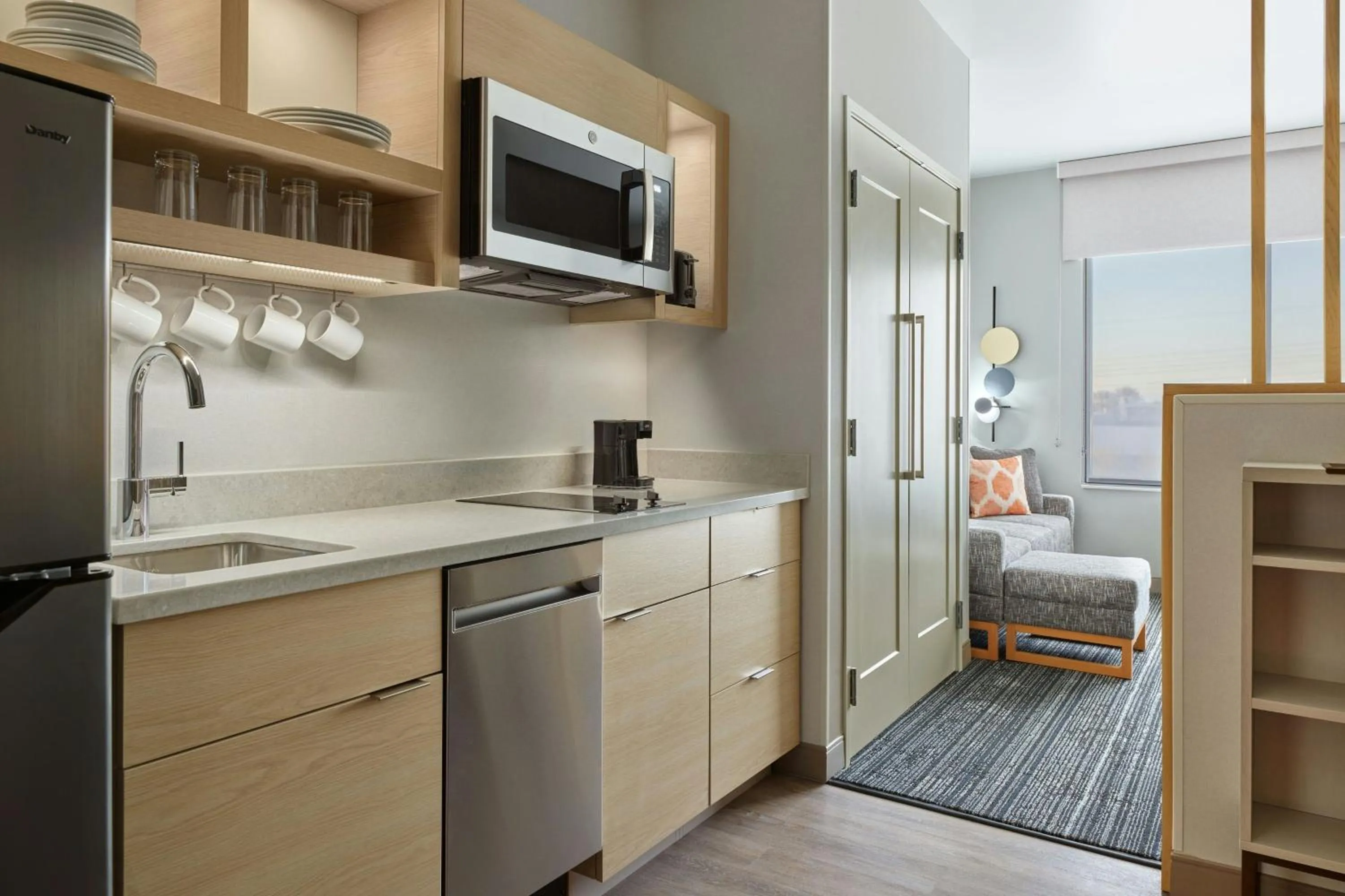 Kitchen or kitchenette in TownePlace Suites by Marriott Tempe
