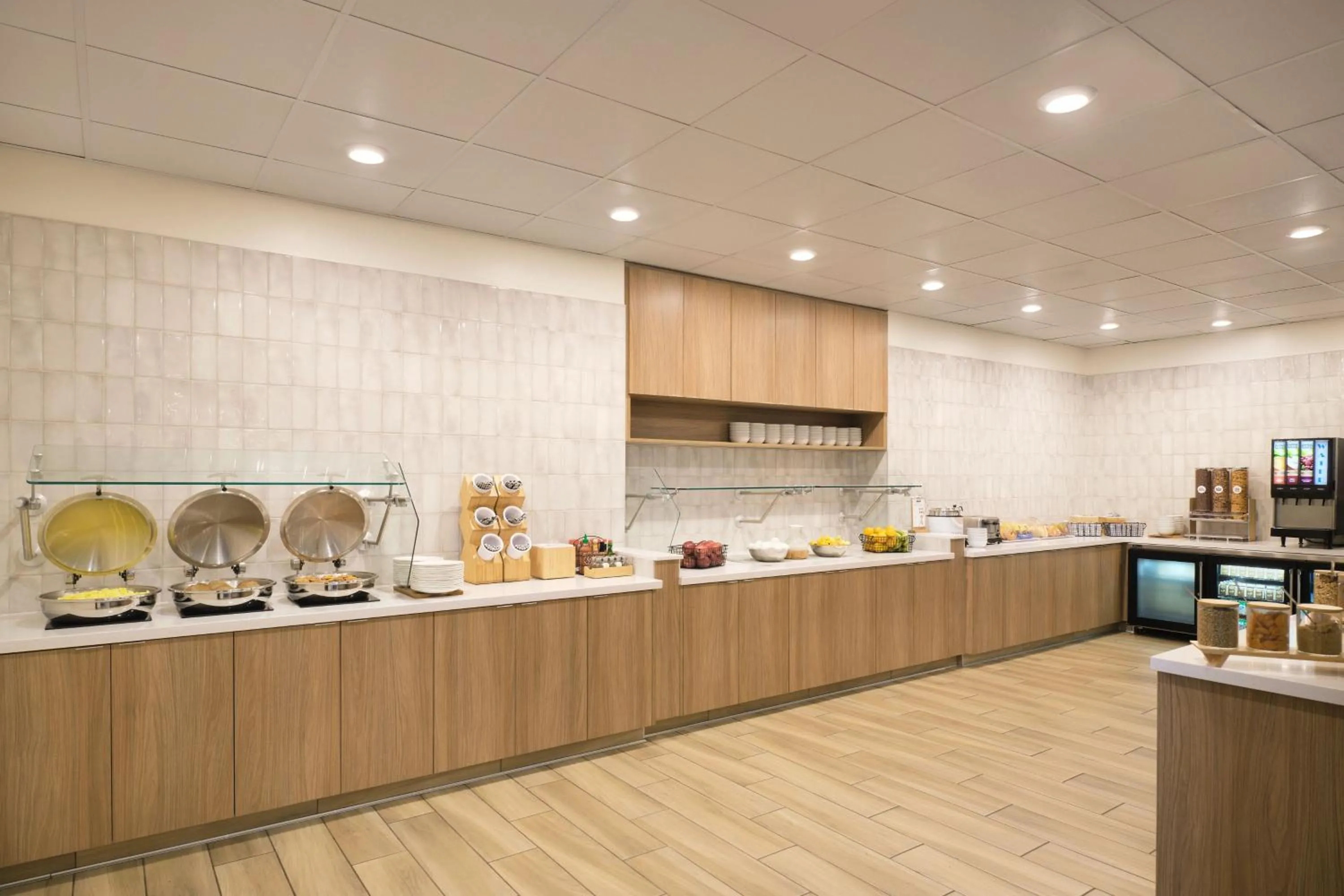 Breakfast in TownePlace Suites by Marriott Tempe