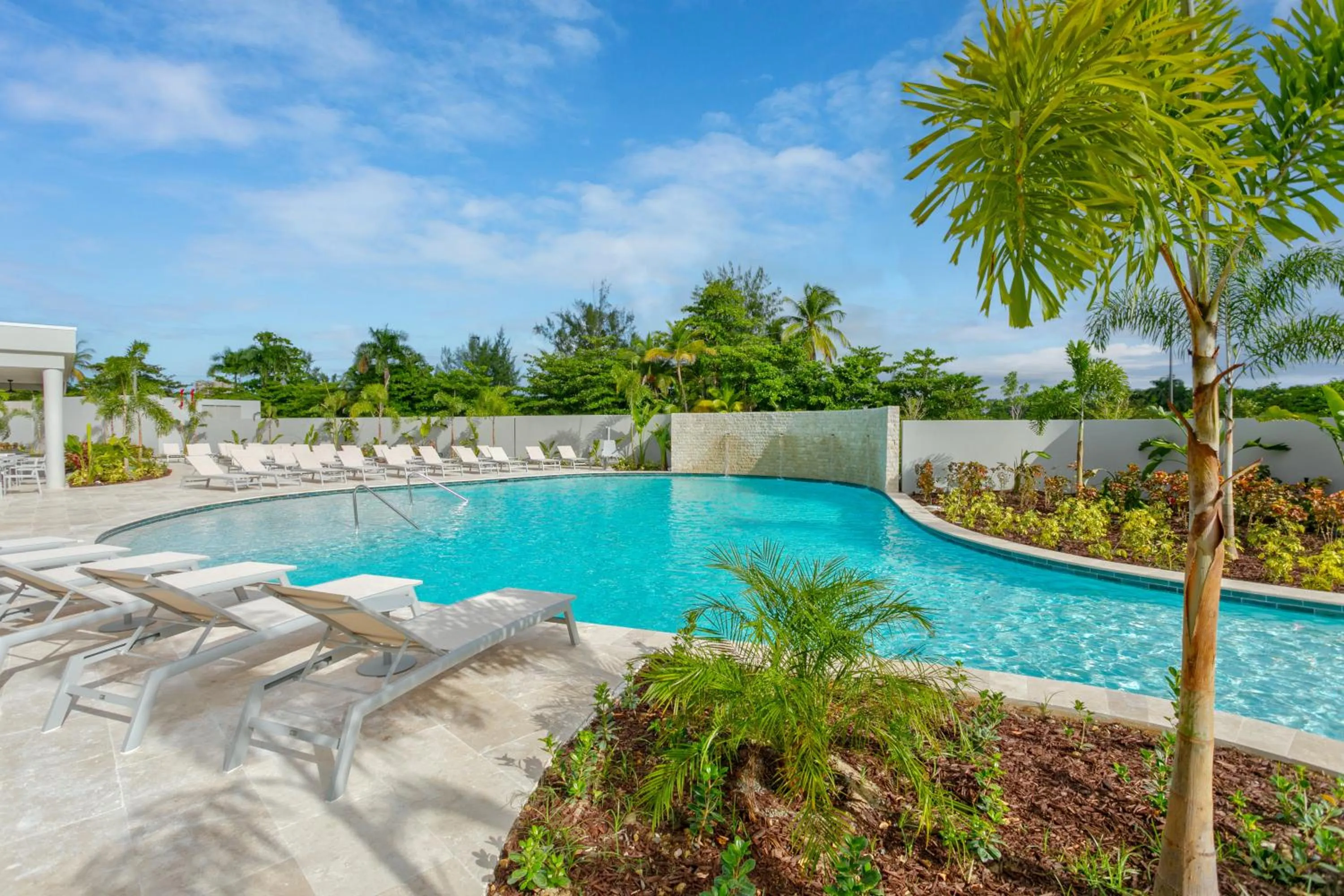 Swimming pool in Fairfield by Marriott Luquillo Beach
