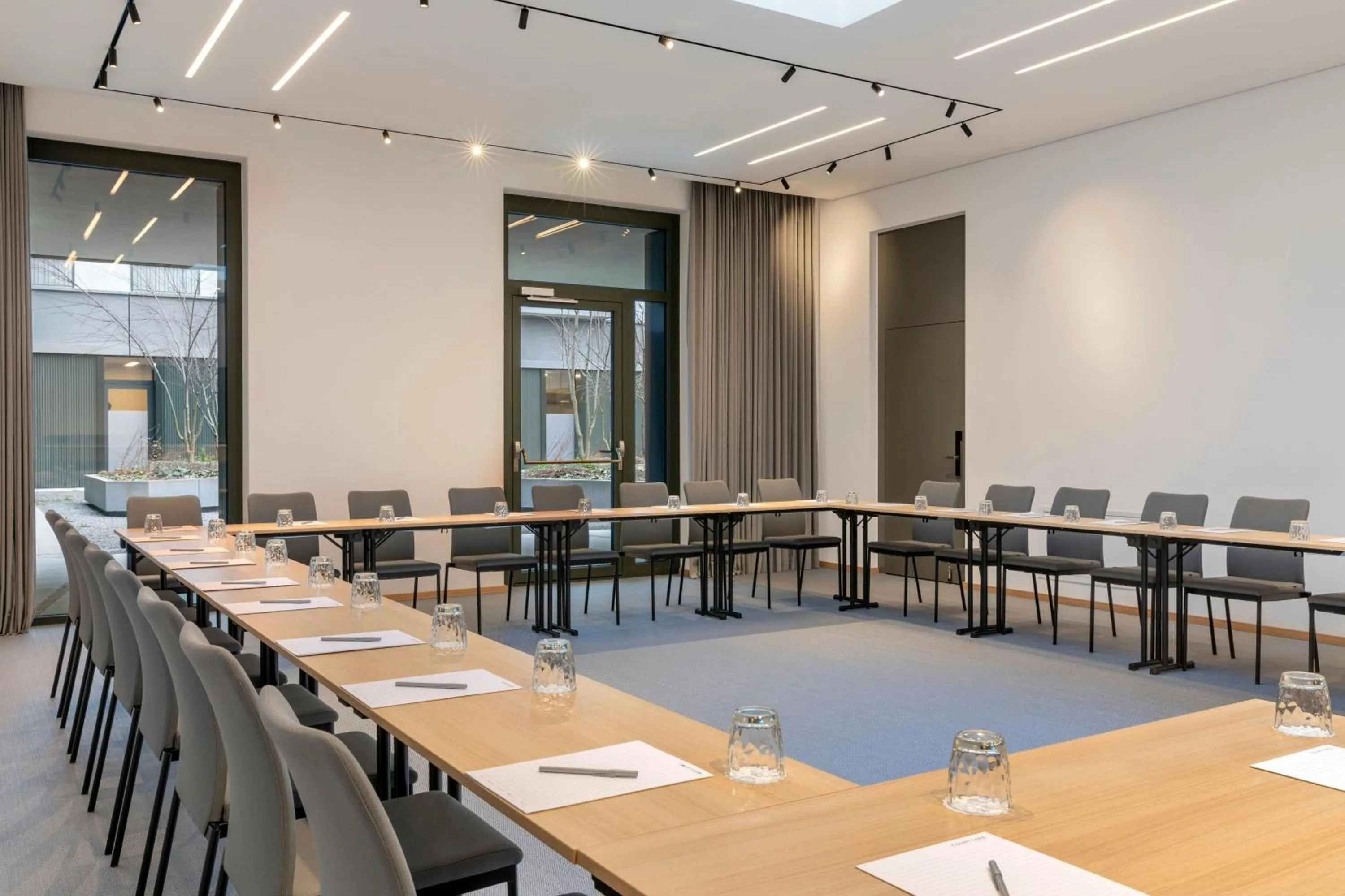Meeting/conference room in Courtyard by Marriott Biel Bienne