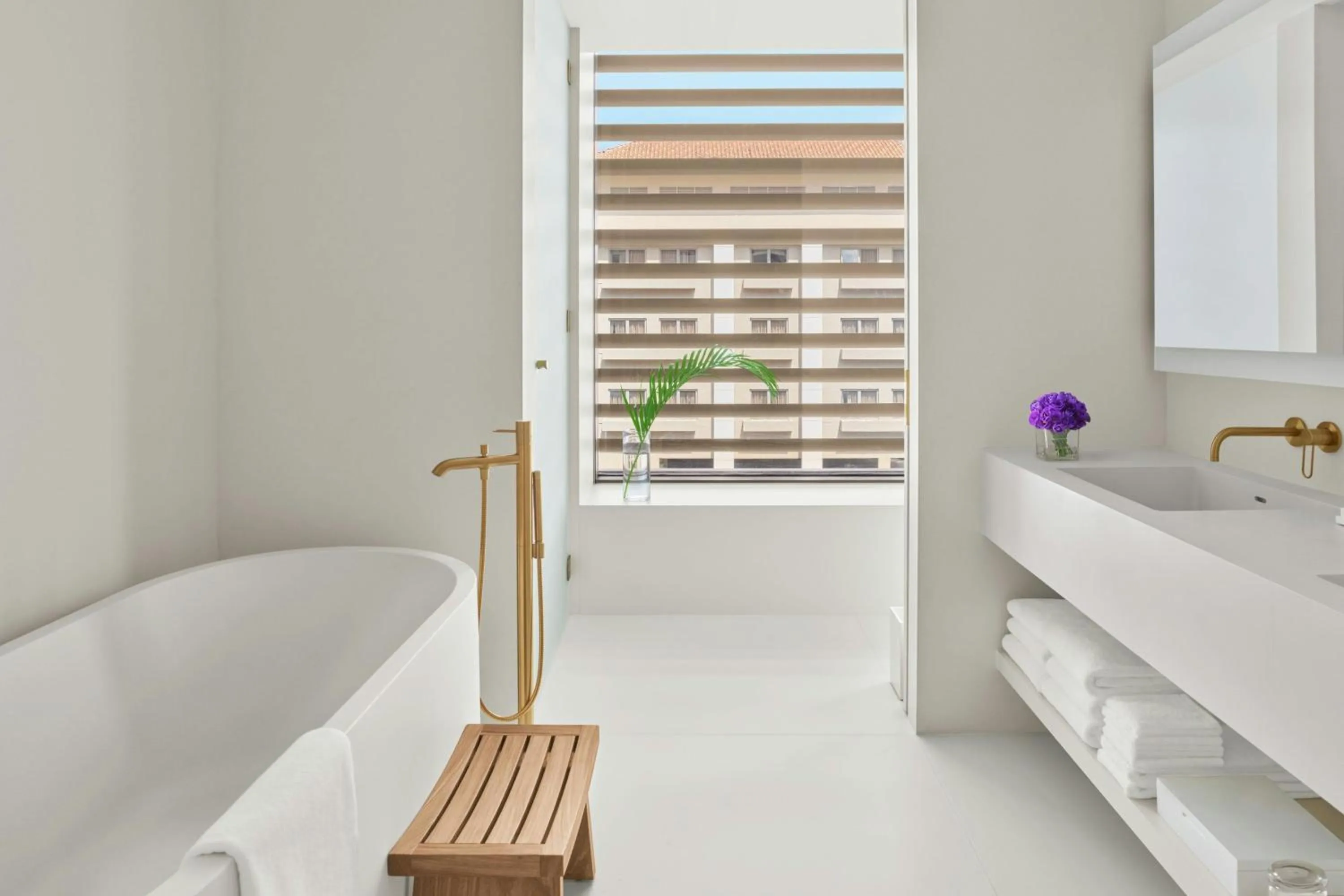 Bathroom in The Singapore EDITION