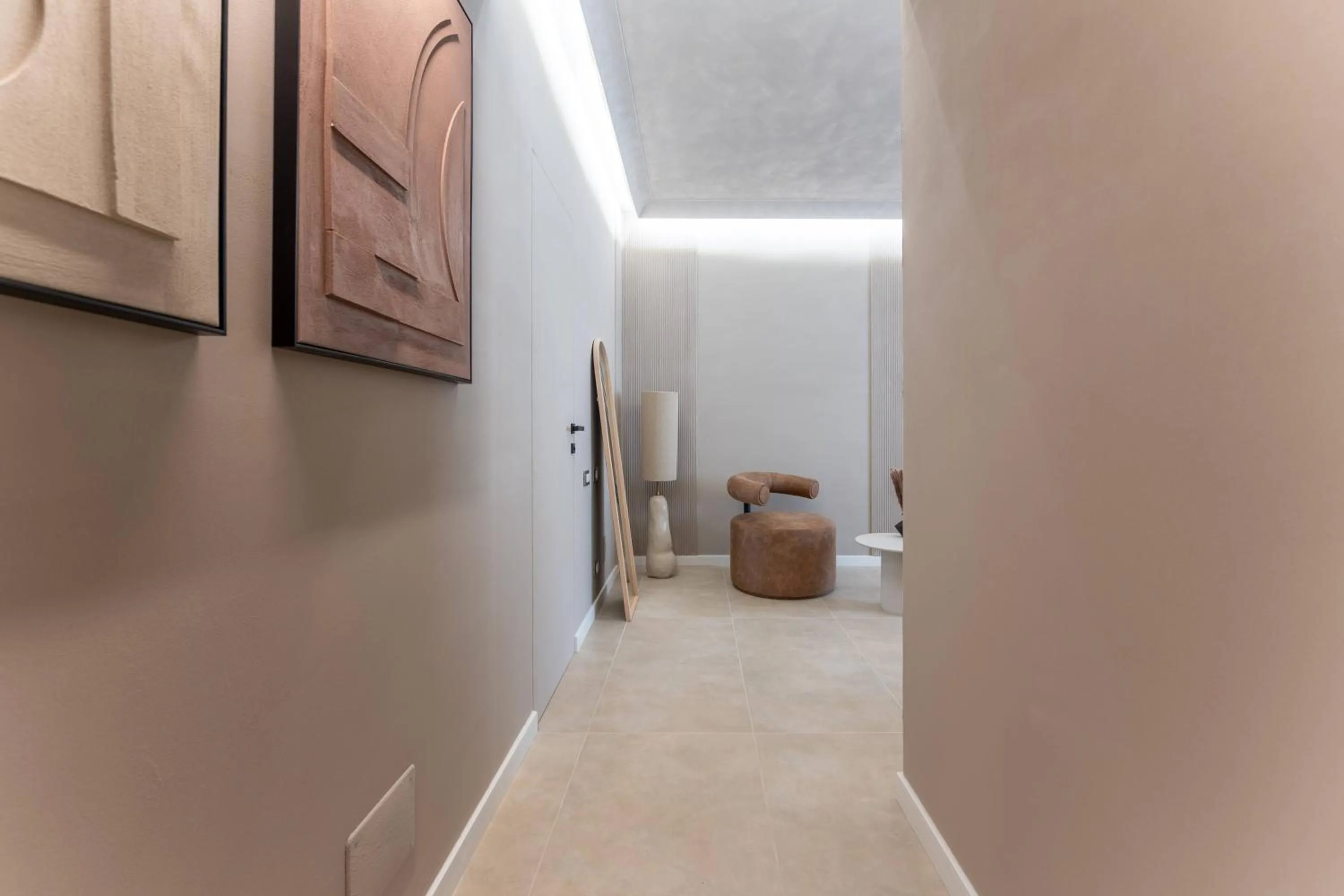 Decorative detail in Duomo Collection